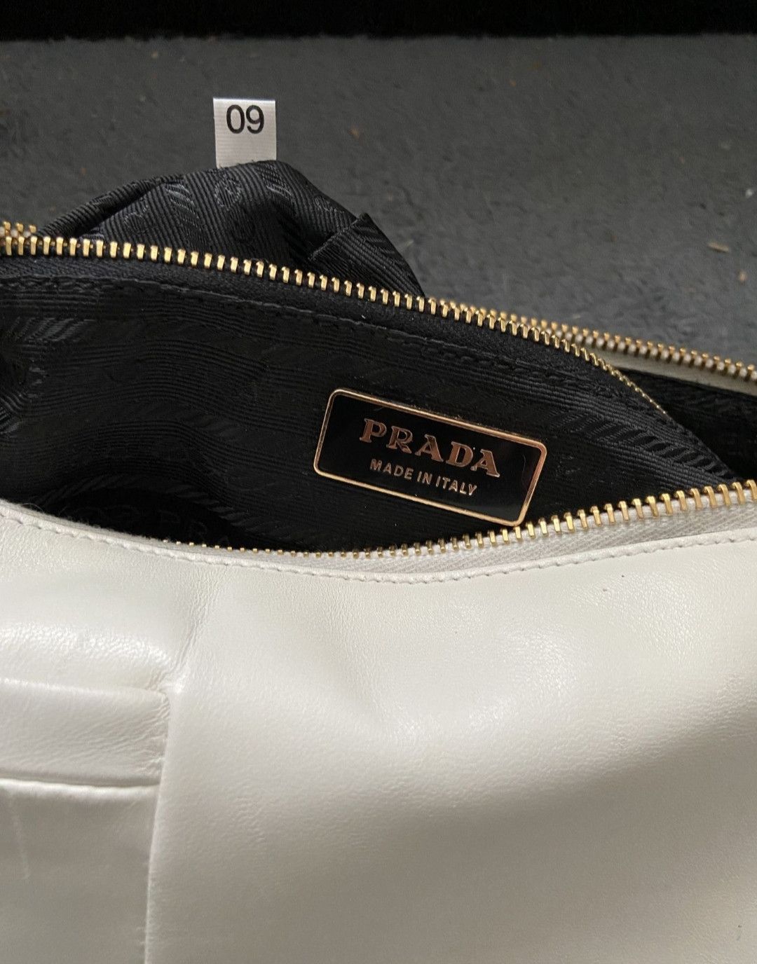 Prada Prada Mini Leather shoulder bag Size ONE SIZE - 7 Thumbnail