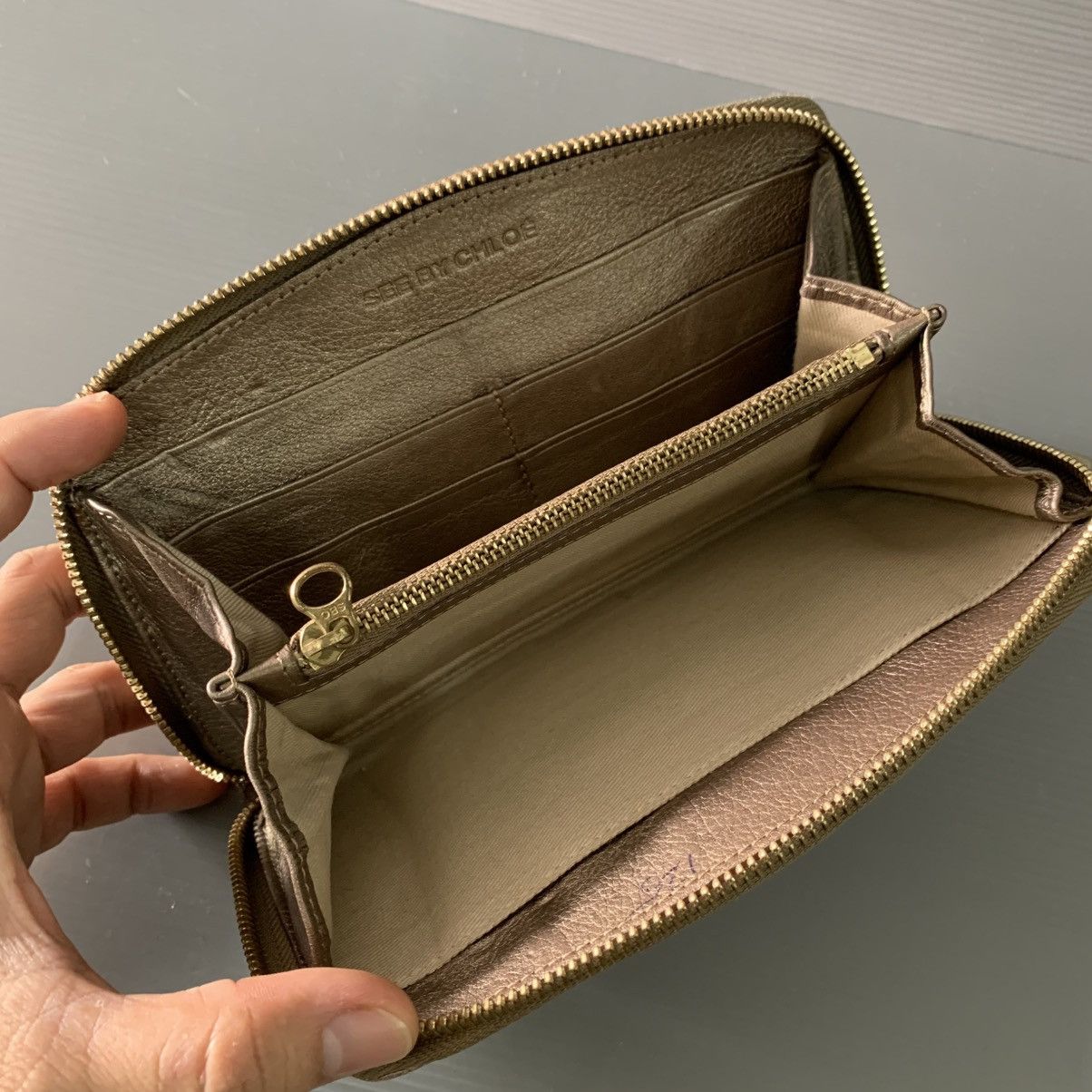 See by Chloe 🔥‼️HOT ITEM‼️🔥Authentic See By Chloe Wallet Size ONE SIZE - 3 Thumbnail