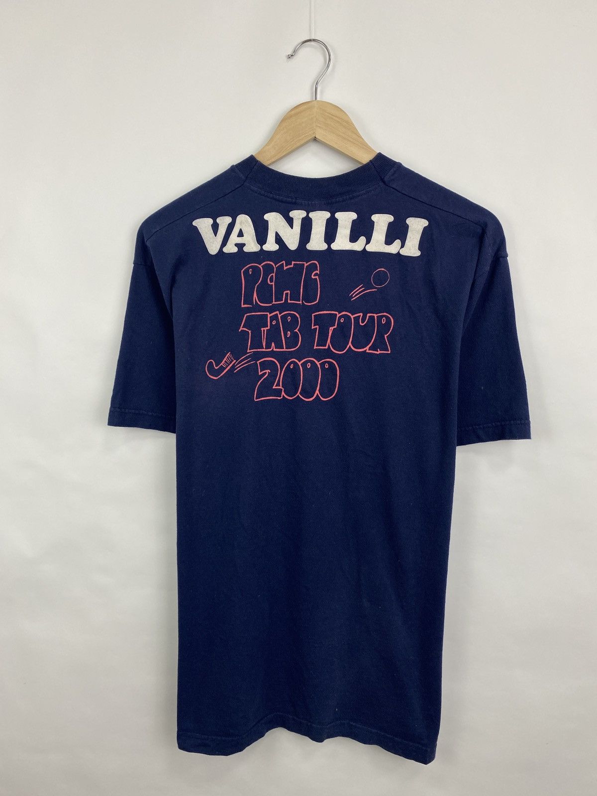 Fruit Of The Loom Vintage 2000 Milli Vanilli T-Shirt Size US M / EU 48-50 / 2 - 3 Thumbnail