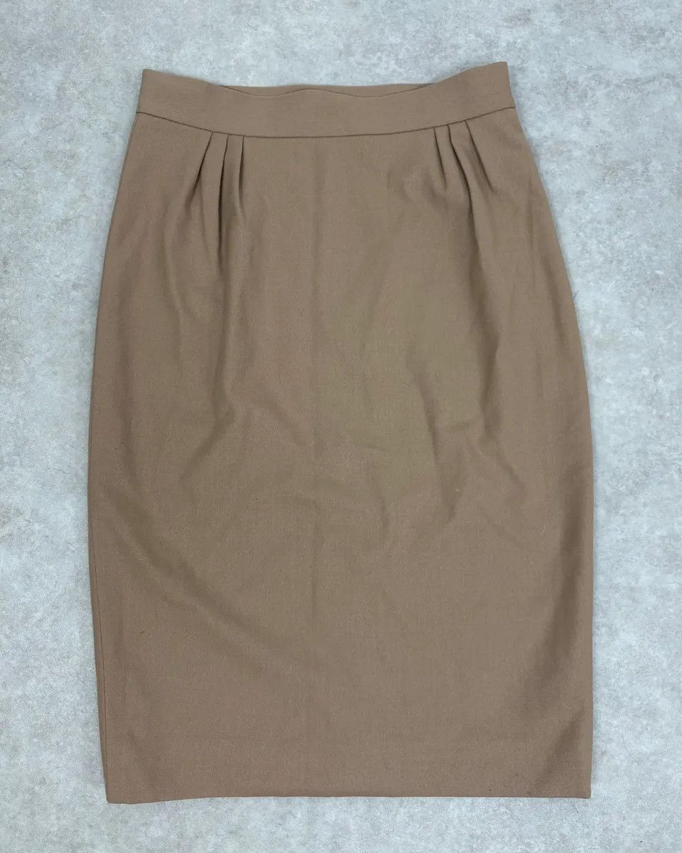 Moschino 2000s Moschino Beige Classy Skirt Size 26" / US 2 / IT 38 - 4 Thumbnail