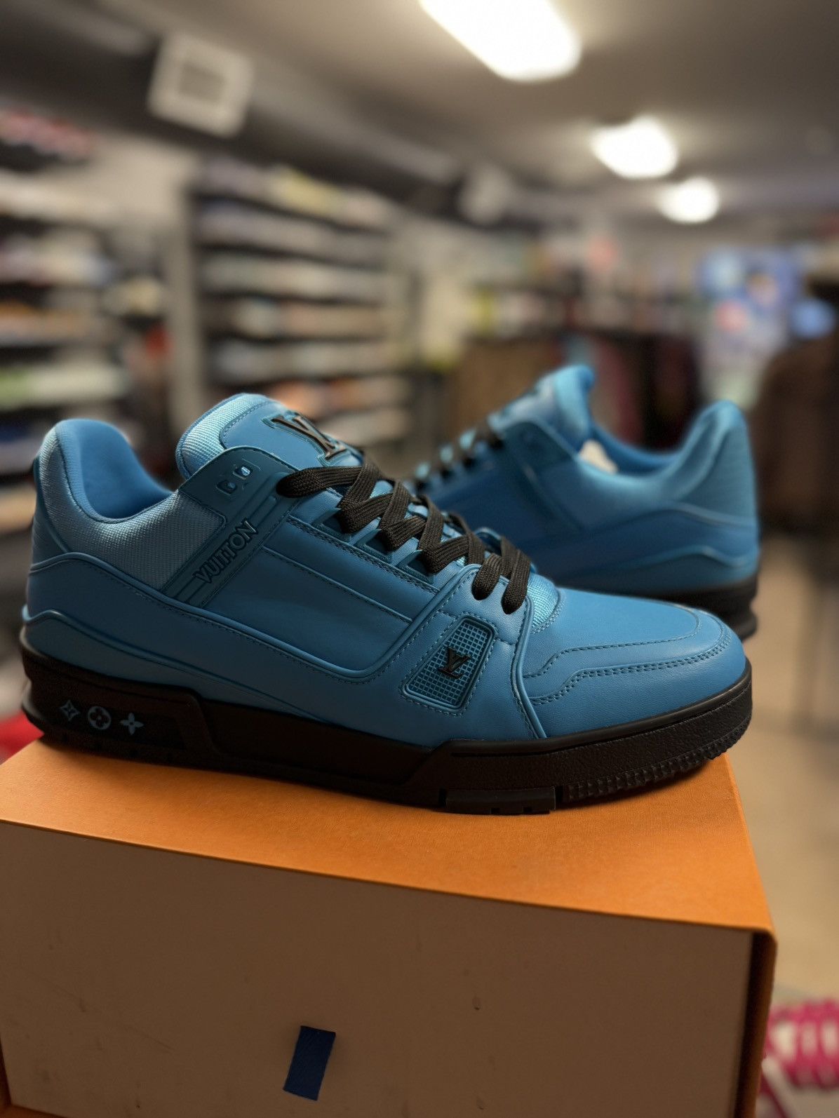Louis Vuitton Louis Vuitton Blue Trainer Low Top Size 9LV/10US (NEW) Size US 10 / EU 43 - 4 Thumbnail