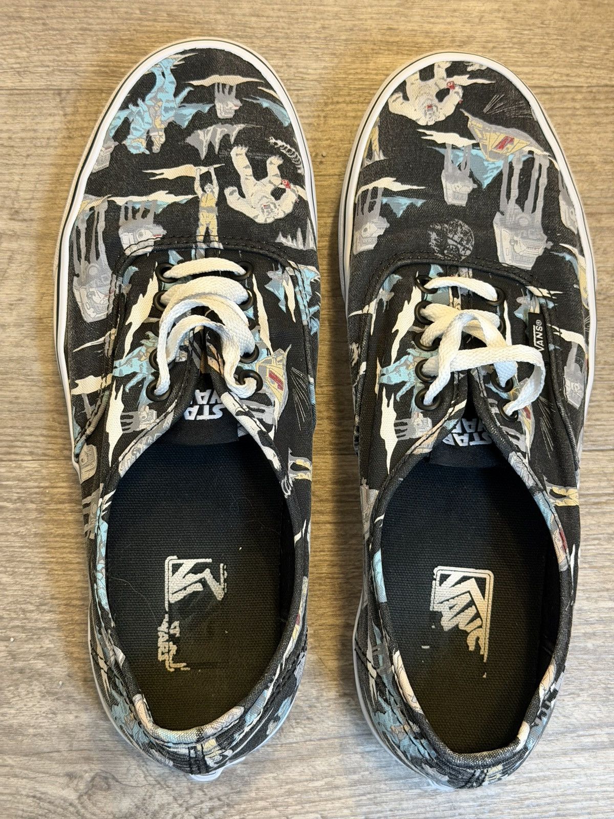 Vans VANS Authentic X Star Wars Hoth Empire Strikes Back Size US 10.5 / EU 43-44 - 7 Thumbnail