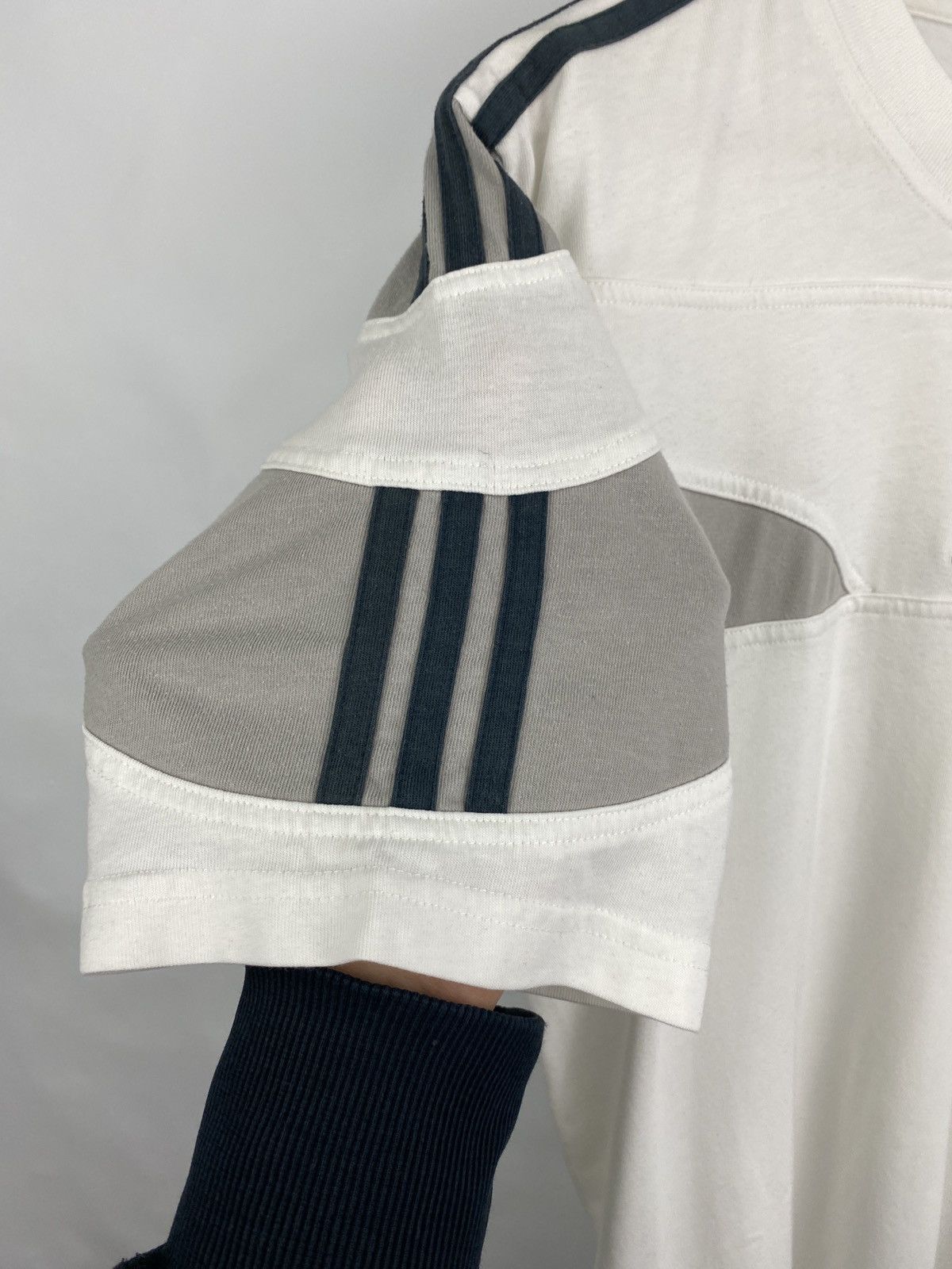 Adidas 🇺🇸 Vintage 80s Adidas Retro T-Shirt Rare Y2K Hype Size US M / EU 48-50 / 2 - 6 Thumbnail