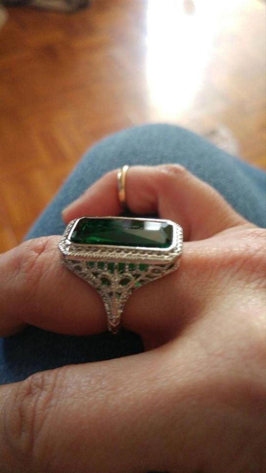 Designer Vintage Emerald Green Cut Hollow Silver Ring - Size 6 Size ONE SIZE - 7 Thumbnail