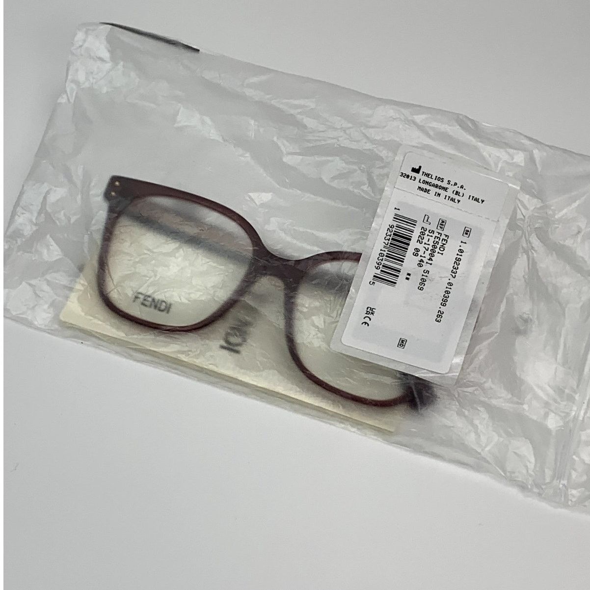 Fendi NEW Fendi FE50004I 51069 Milky Burgundy Women Authentic Size ONE SIZE - 10 Thumbnail