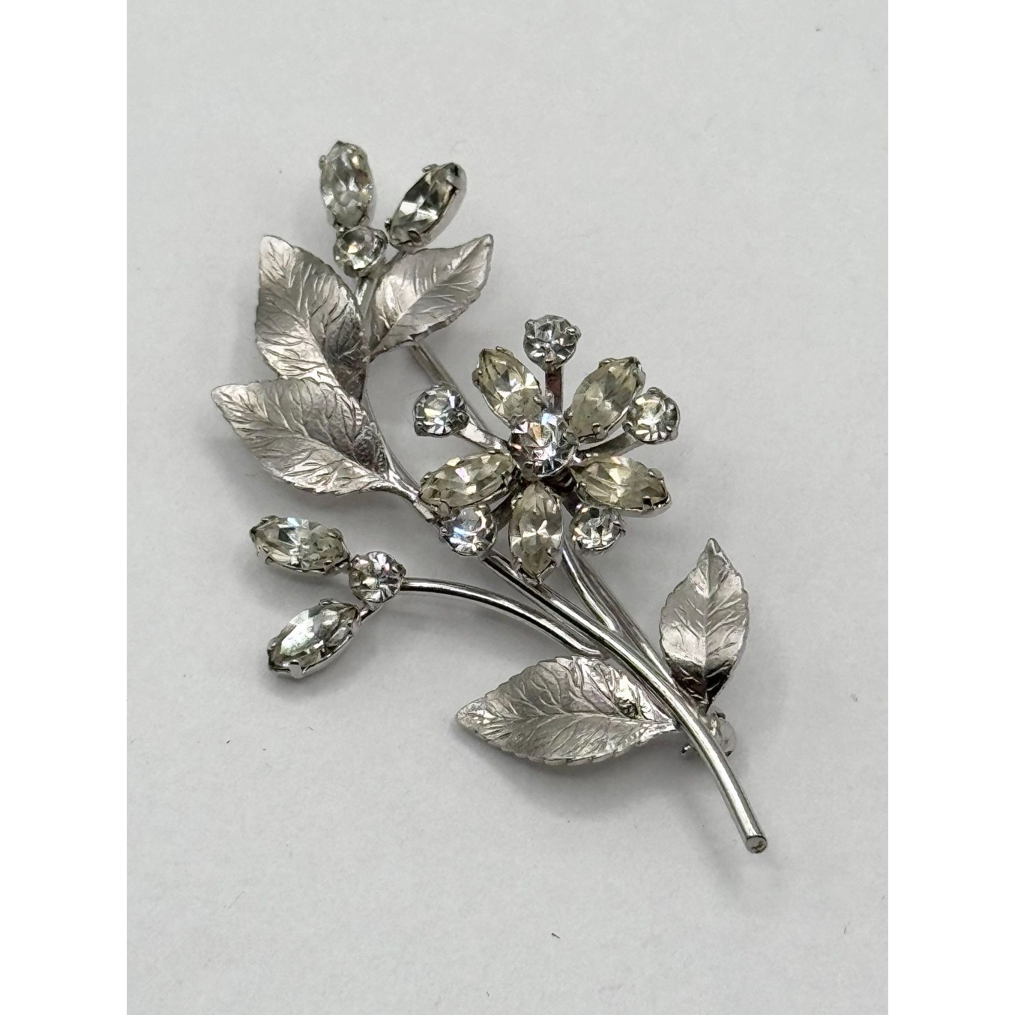 Vintage Krementz vintage glass rhinestone flower brooch pin Size ONE SIZE - 3 Thumbnail