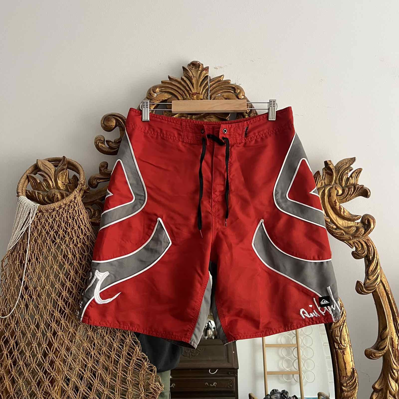 Quiksilver Vintage Quiksilver Surf Shorts Y2K 00s Size US 33 - 1 Thumbnail