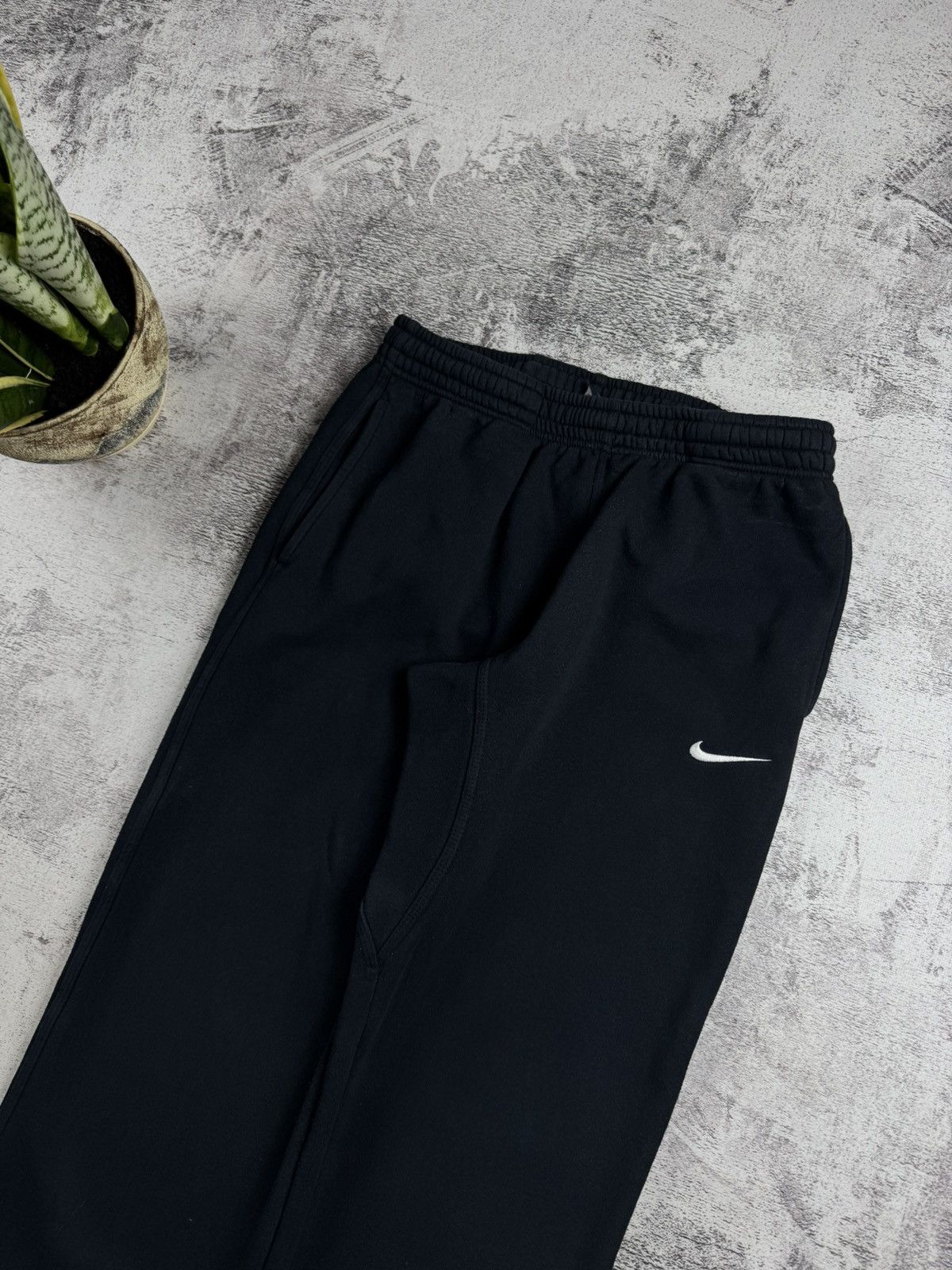 Nike Nike Medium Black Men’s Baggy Wide Sweat Pants Trousers Activewear Cotton Sport Size US 34 / EU 50 - 5 Thumbnail