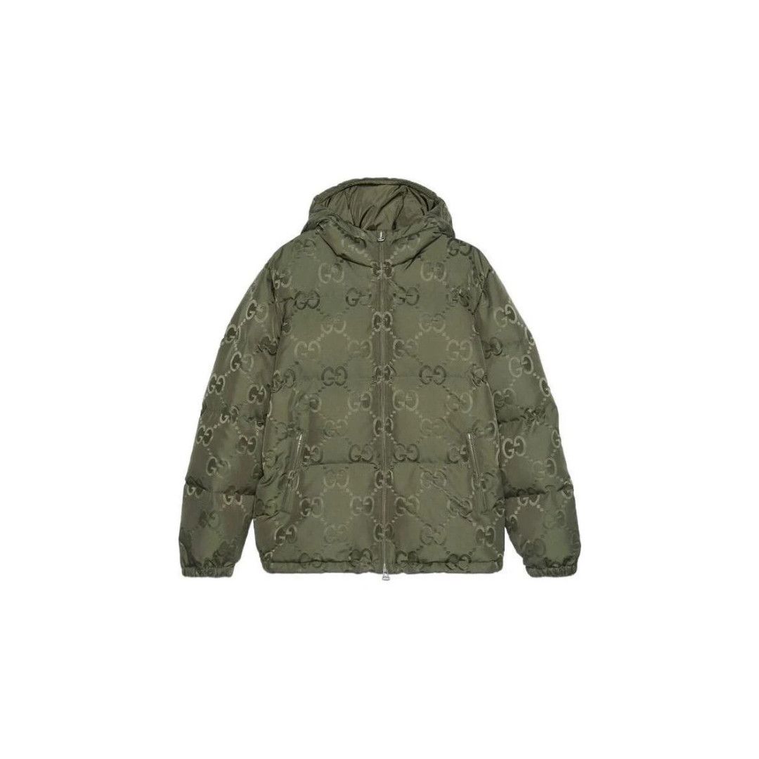 Gucci o1loc1c0226 698710 Jumbo GG Canvas Down Jacket in Green Size US XL / EU 56 / 4 - 1 Thumbnail