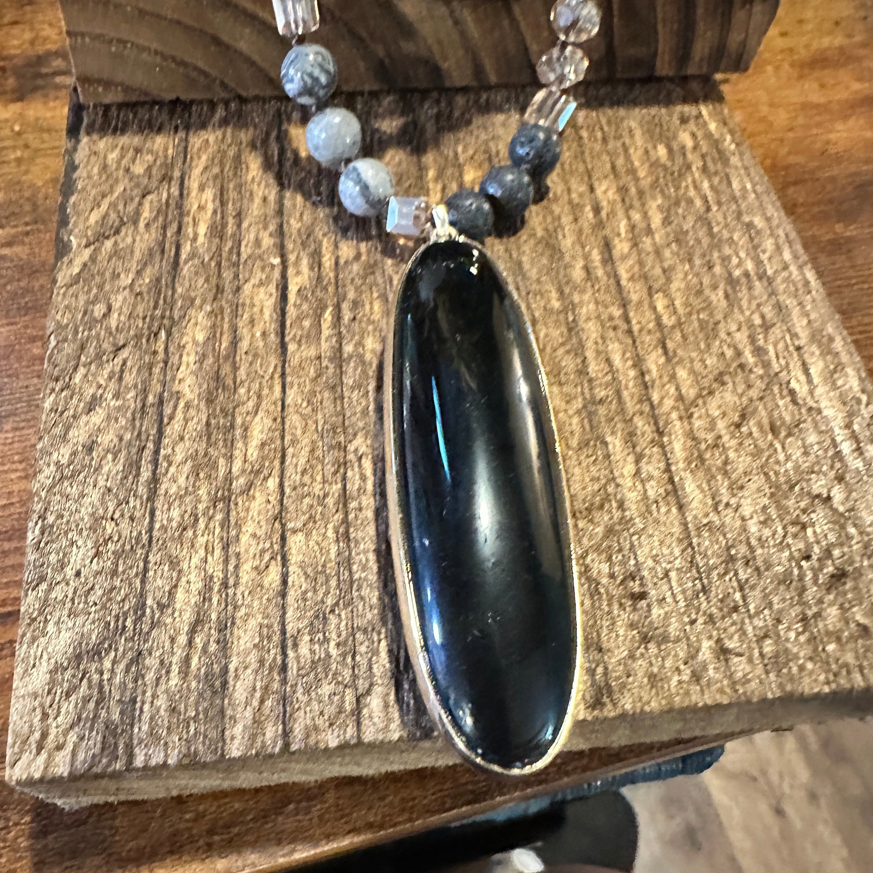 Other Bohemian Vintage Natural Stone & Glass Beaded Knot Necklace Size ONE SIZE - 7 Thumbnail