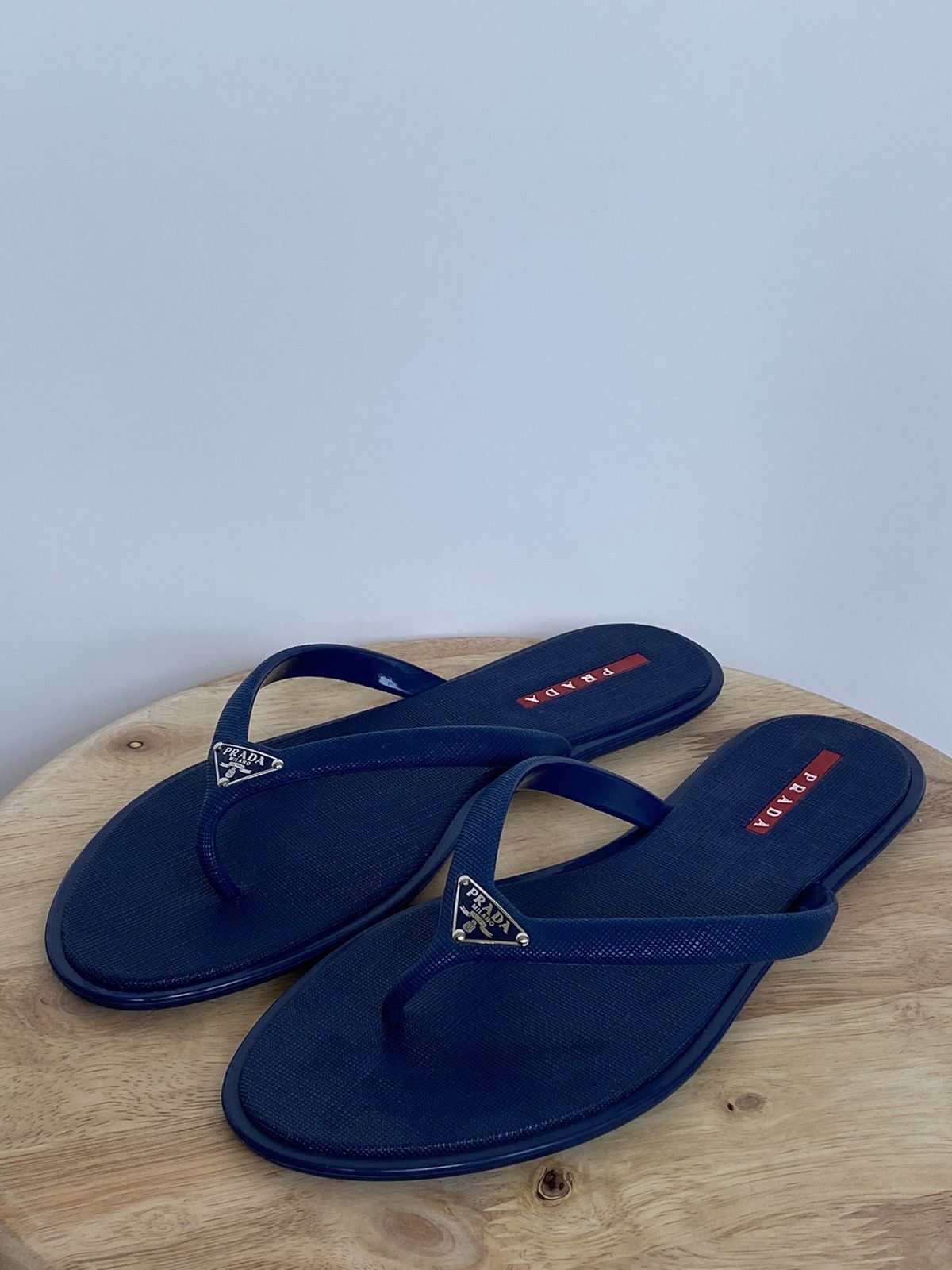 Prada Prada Rubber Thongs Flip Flops Sandals in Navy Blue Size US 7 / IT 37 - 2 Thumbnail
