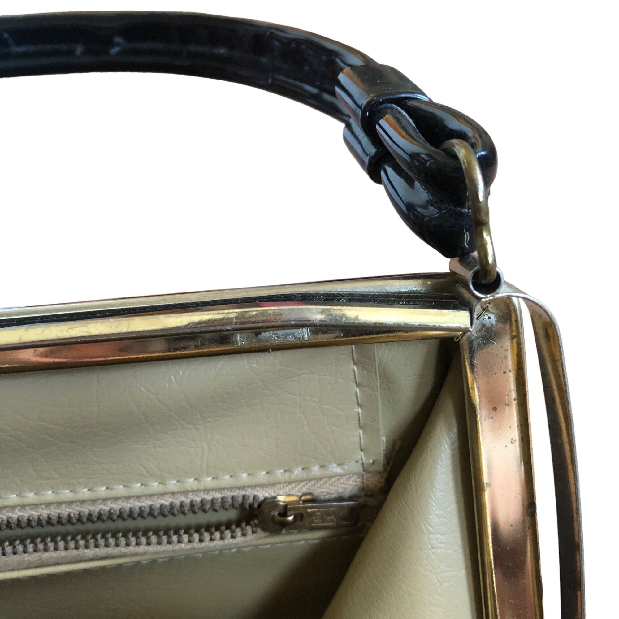 Vintage Vintage Aina Patent Leather Gold Hardware Frame Handbag Size ONE SIZE - 12 Thumbnail