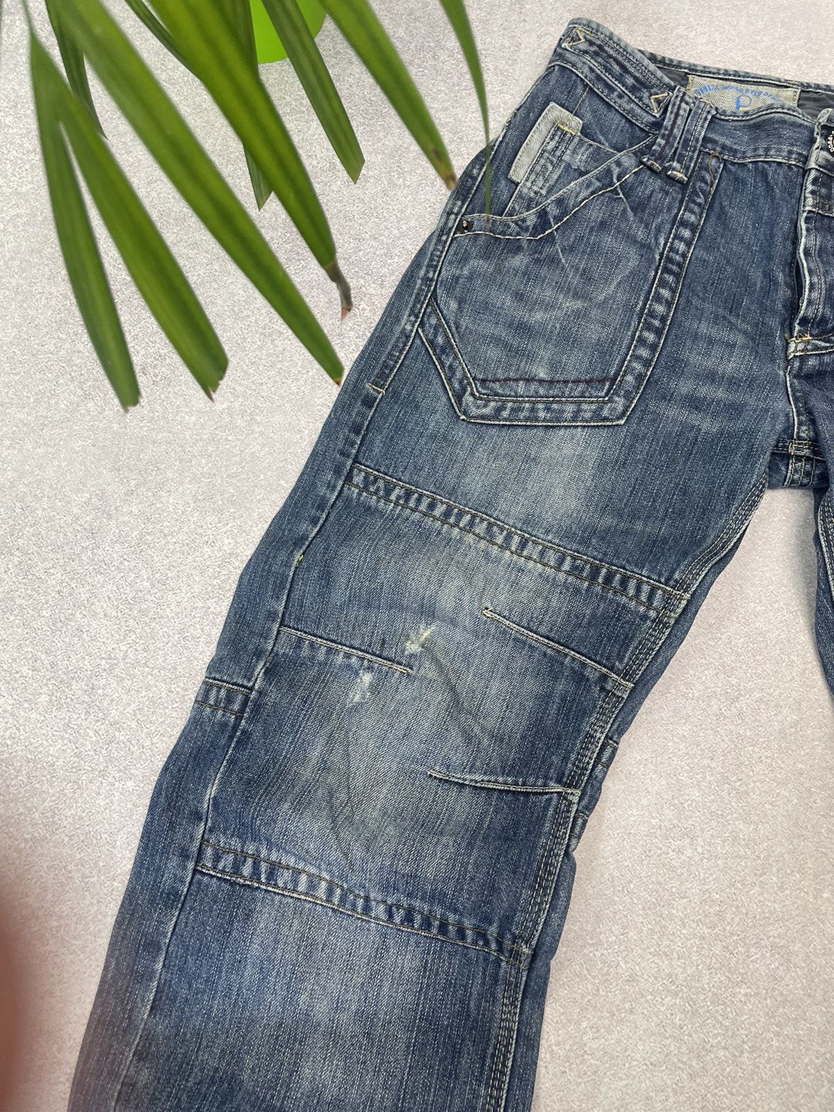 Vintage Jeans Dirty Pants faded crash denim thrashed y2k distressed Size US 30 / EU 46 - 8 Thumbnail