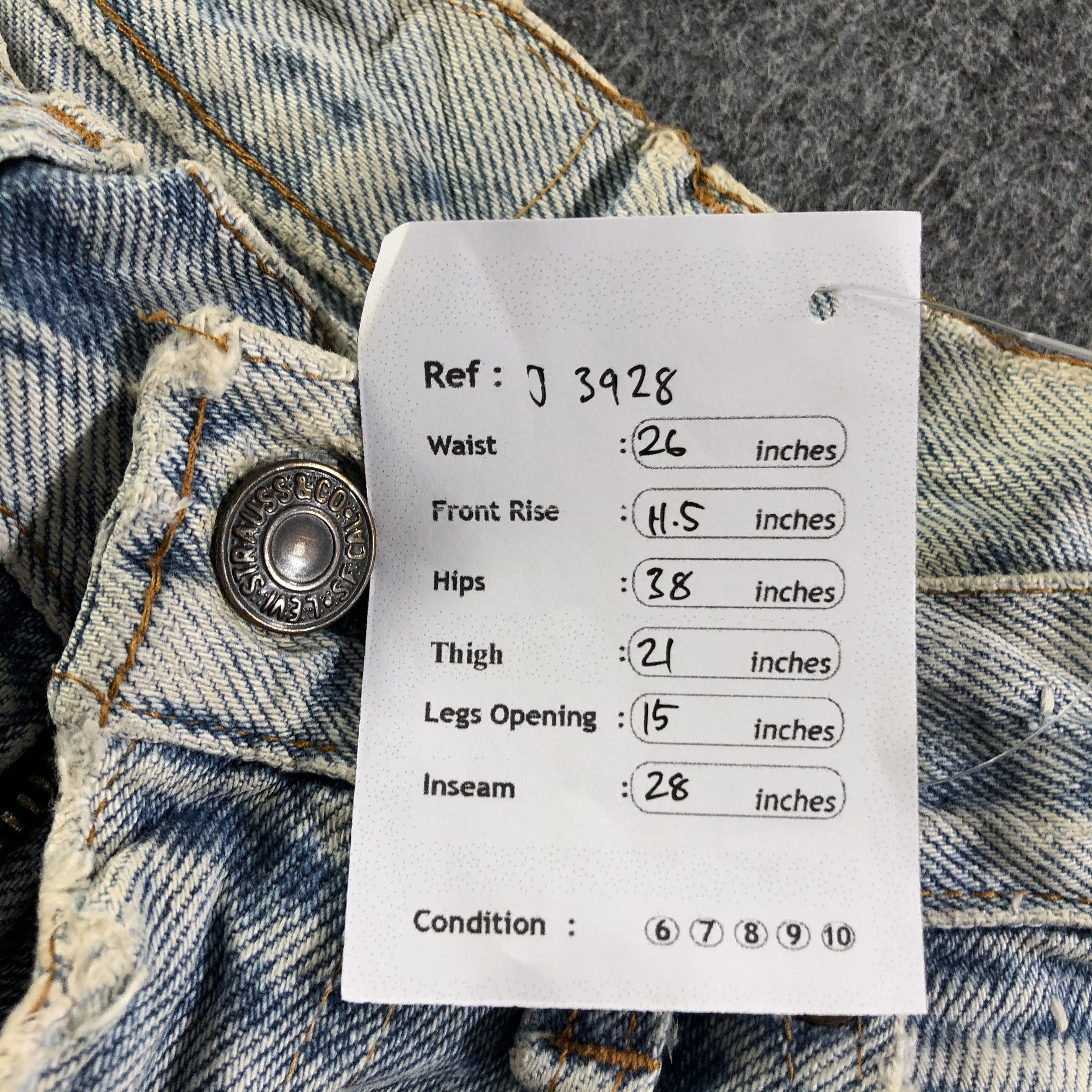 Levi's Vintage Light Wash Levis Jeans-J3928 Size US 26 / EU 42 - 10 Thumbnail