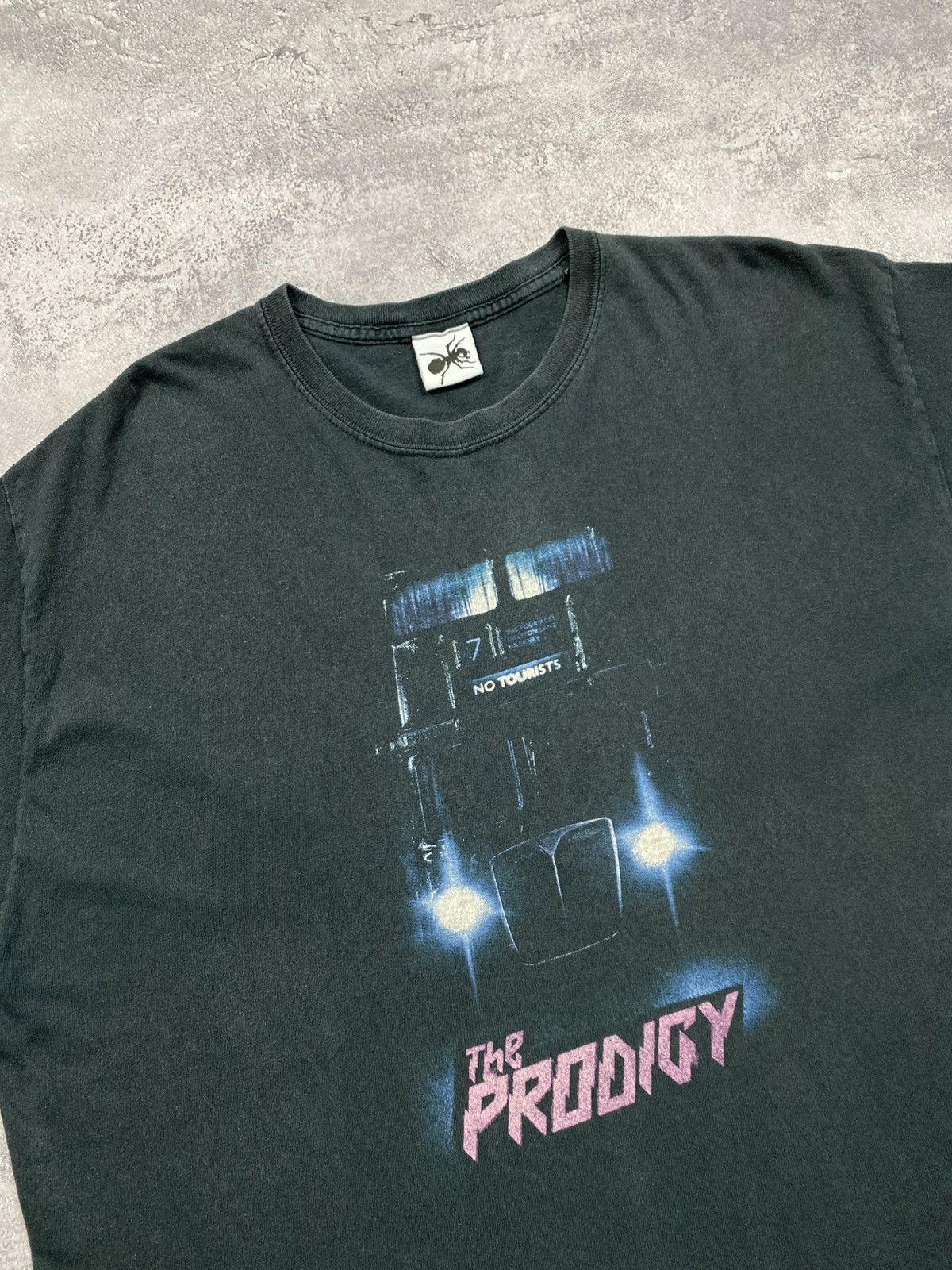 Band Tees Vintage The PRODIGY No Tourists Tour T-shirt Rare Band Tee Size US XL / EU 56 / 4 - 4 Thumbnail