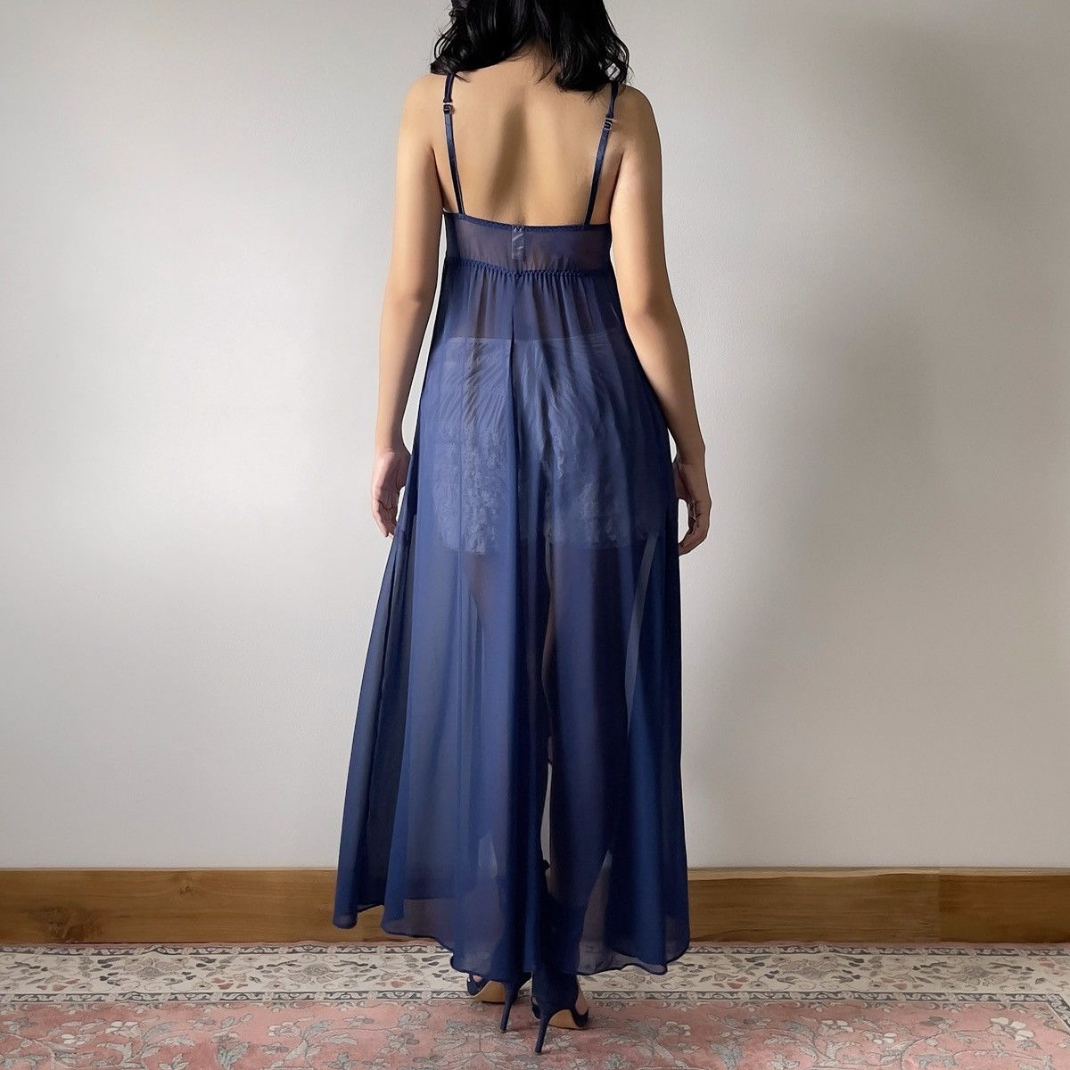 Victoria's Secret Victoria’s Secret 1990s Navy Chiffon Nightgown (S–M) Size M / US 6-8 / IT 42-44 - 13 Thumbnail