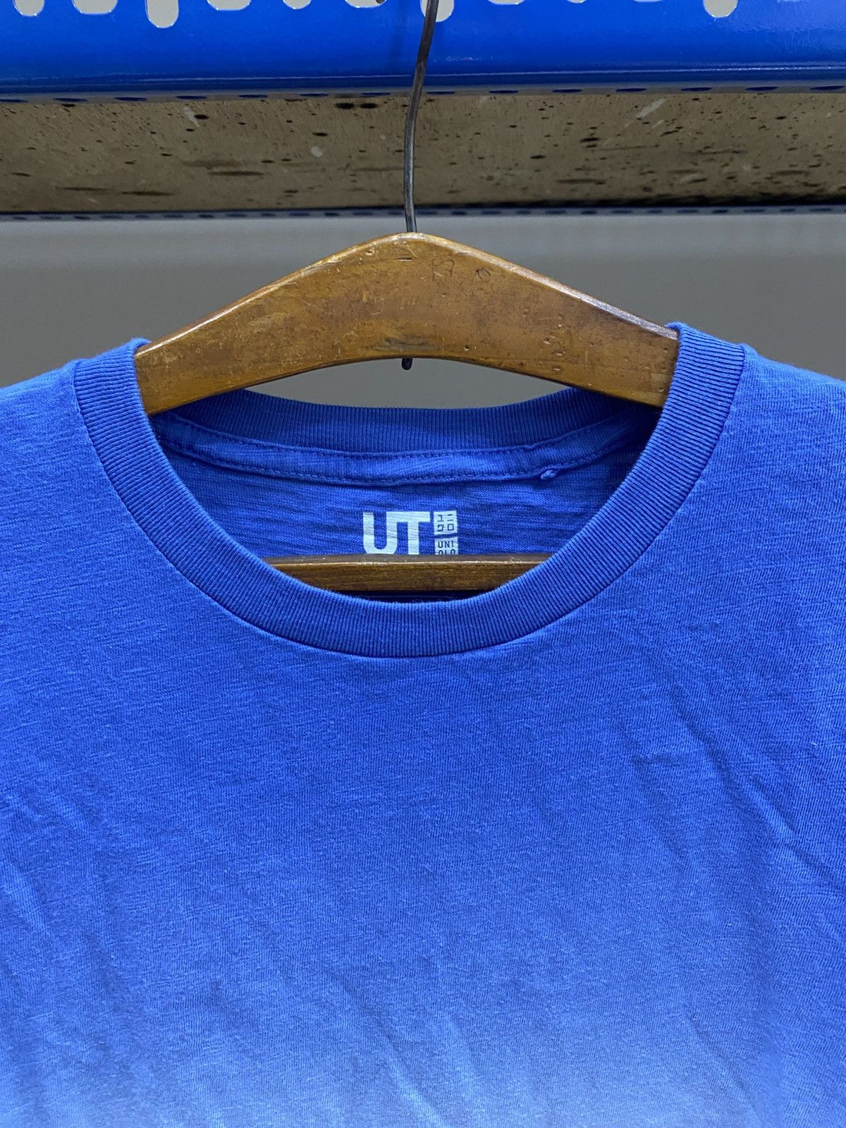 Uniqlo UNIQLO X HOKUSAI BLUE TSHIRT Size US M / EU 48-50 / 2 - 8 Thumbnail