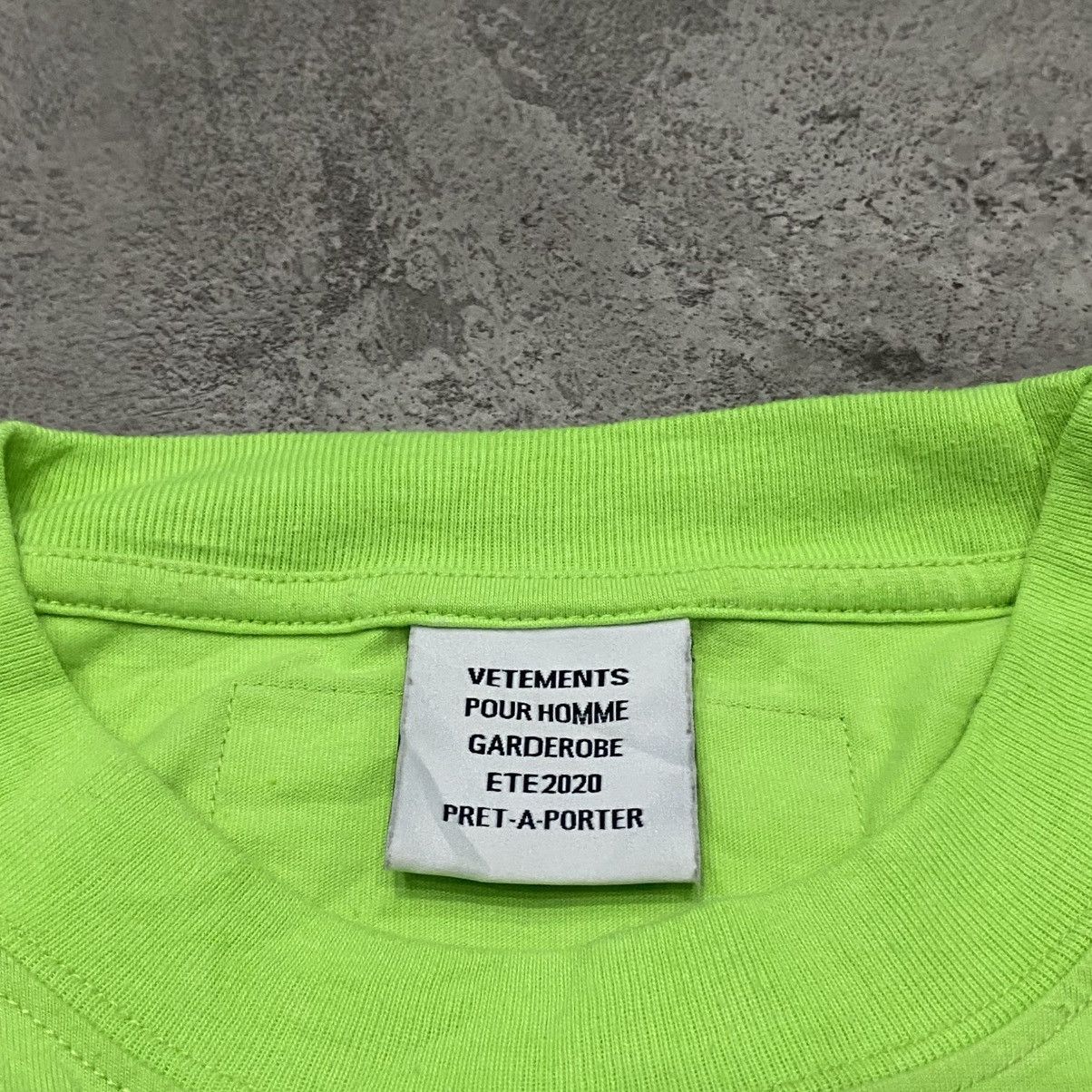 Vetements Vetements Green Postage Tee Size US S / EU 44-46 / 1 - 10 Thumbnail