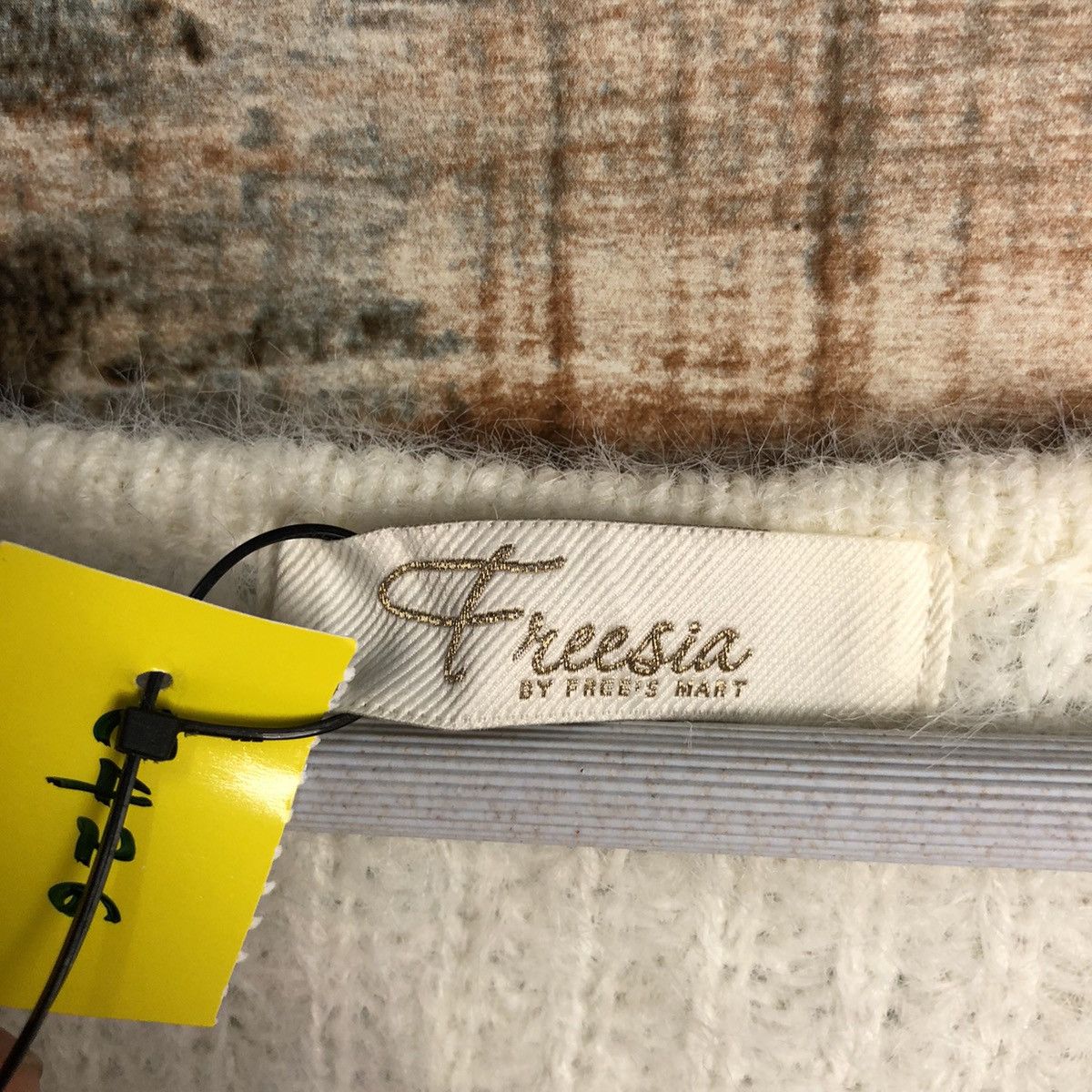 Japanese Brand DL Freesia White Mohair Knitwear #C426 Size M / US 6-8 / IT 42-44 - 9 Thumbnail