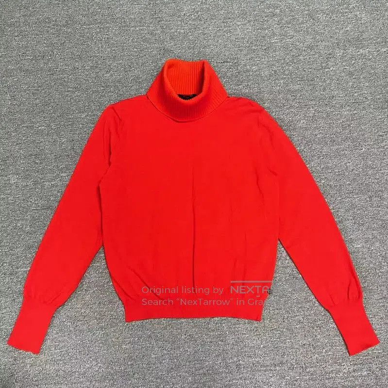 Louis Vuitton Louis Vuitton Red Logo Knit Sweater for Women . Size L / US 10 / IT 46 - 1 Thumbnail