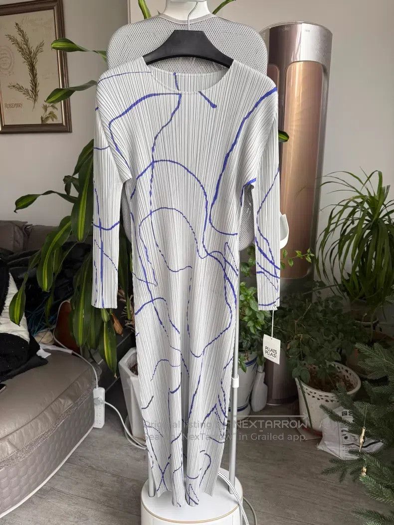 Issey Miyake Issey Miyake Gray Spring Texture Dress Size M / US 6-8 / IT 42-44 - 1 Thumbnail