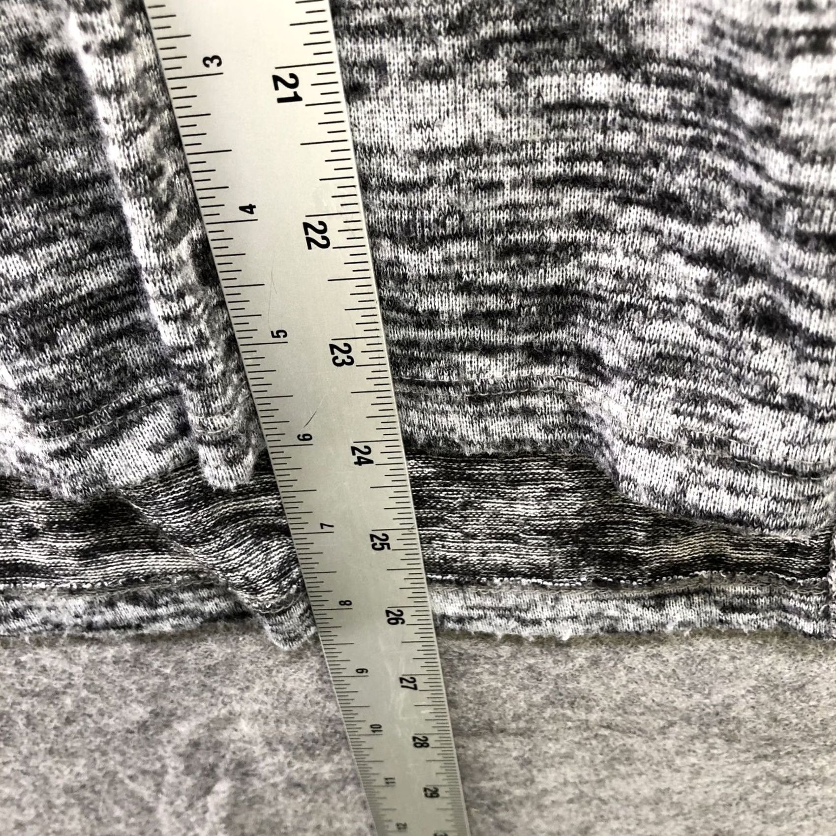 Vintage Tahari Cowl Neck Knit Pullover Sweater Womens M Gray Heather Lightweight Size M / US 6-8 / IT 42-44 - 7 Thumbnail