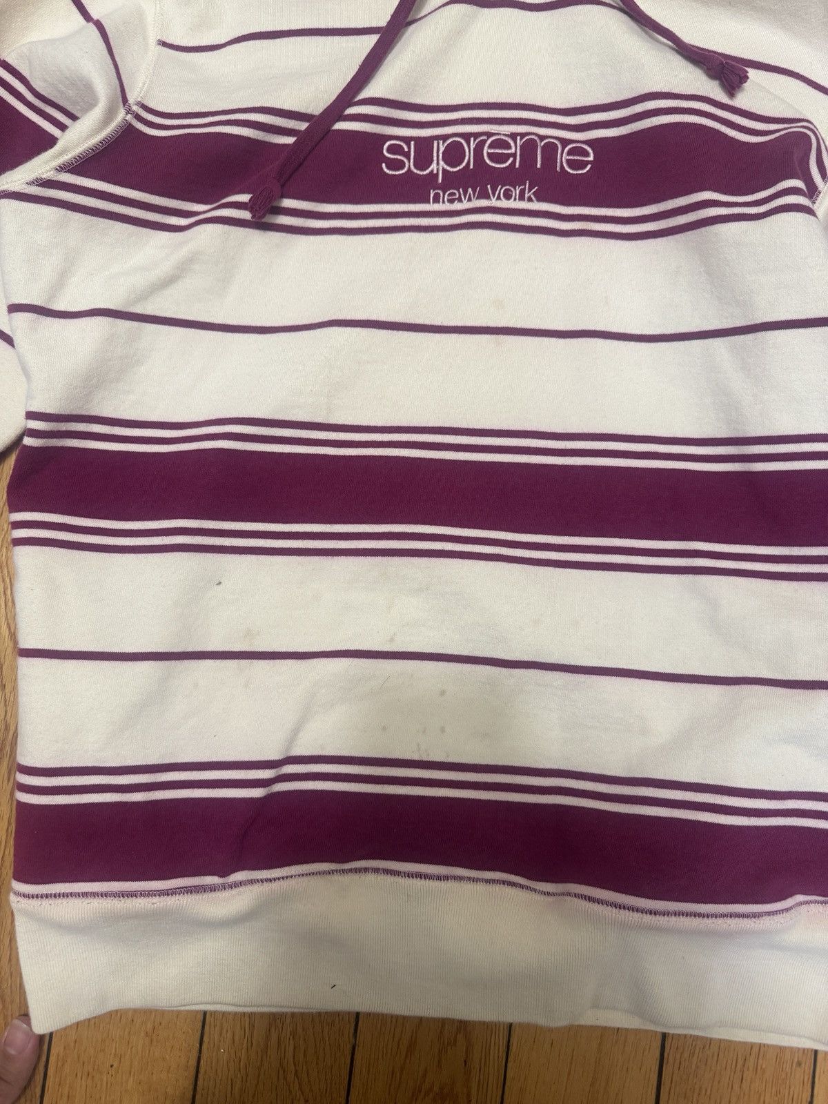 Supreme Supreme F/W16 Striped Hooded Crewneck Classic Logo Size US M / EU 48-50 / 2 - 3 Thumbnail