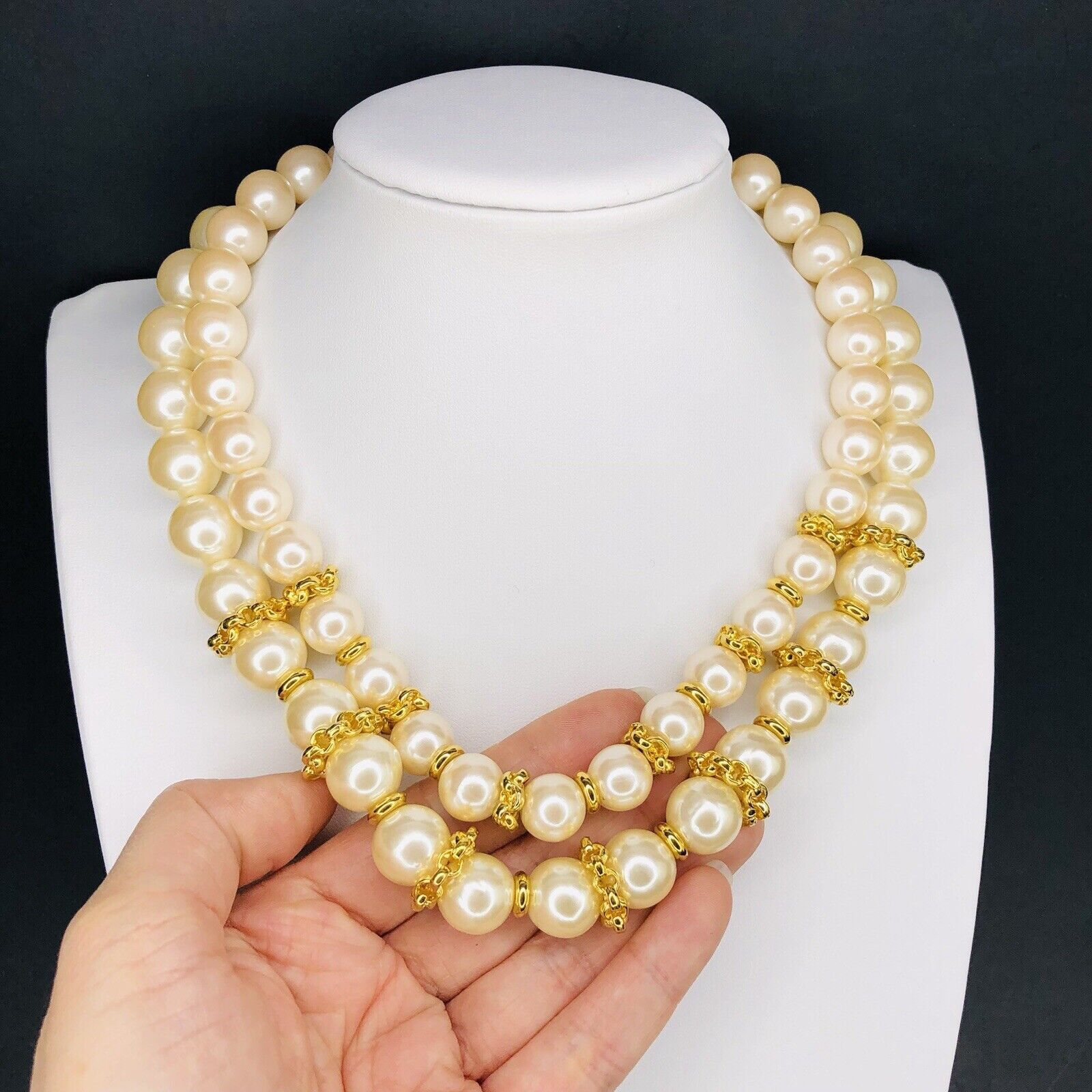 Other VTG Richelieu 2 Strand Chunky Faux Pearl Gold Tone Choker Size ONE SIZE - 2 Thumbnail