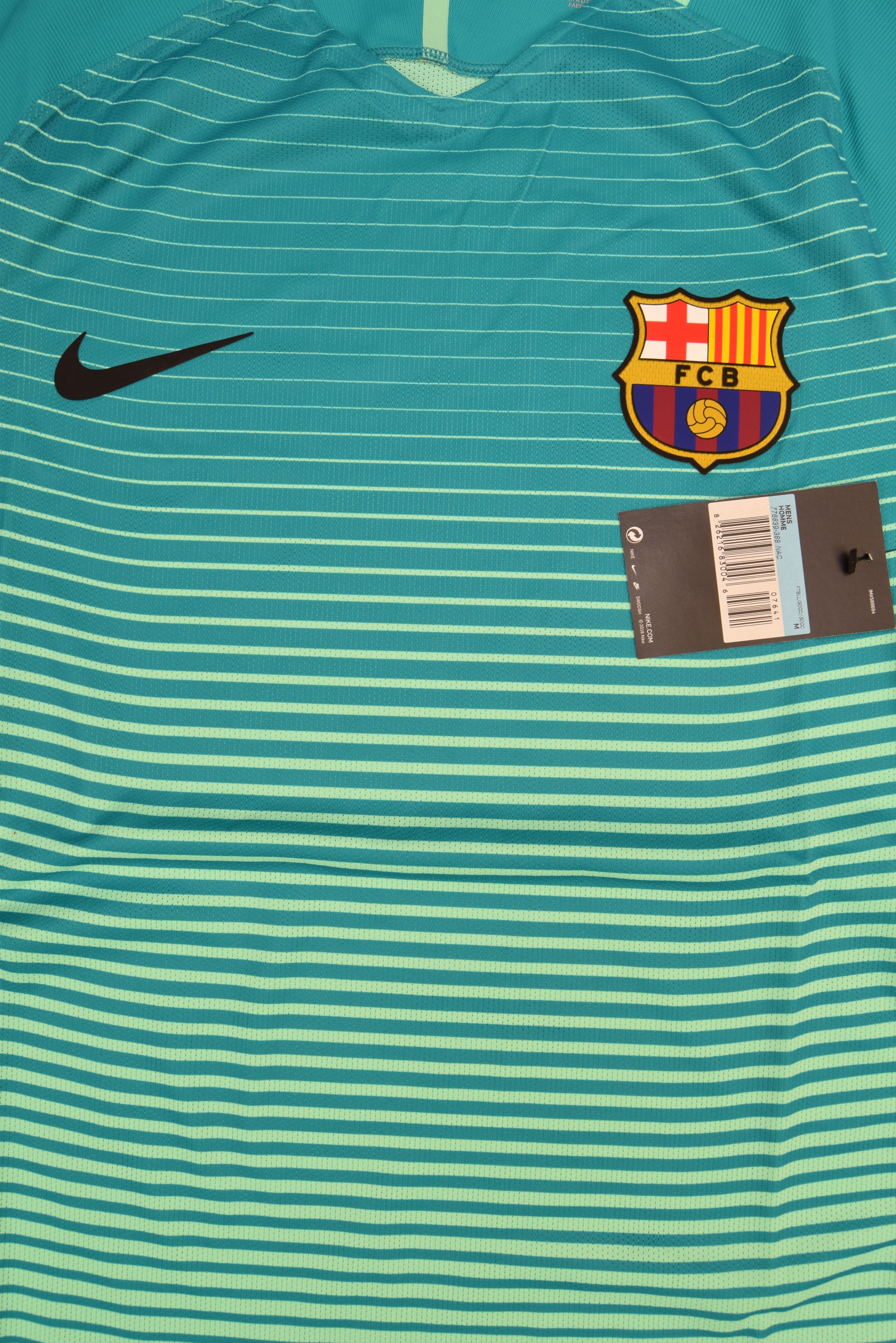 Nike FC Barcelona Nike 2016 - 2017 Third Player's Edition Size US M / EU 48-50 / 2 - 4 Thumbnail