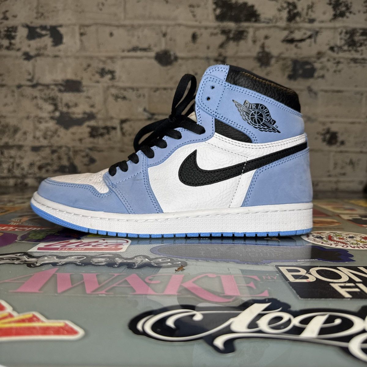 Nike Air Jordan 1 Retro High OG University Blue Sz 10 OG Box