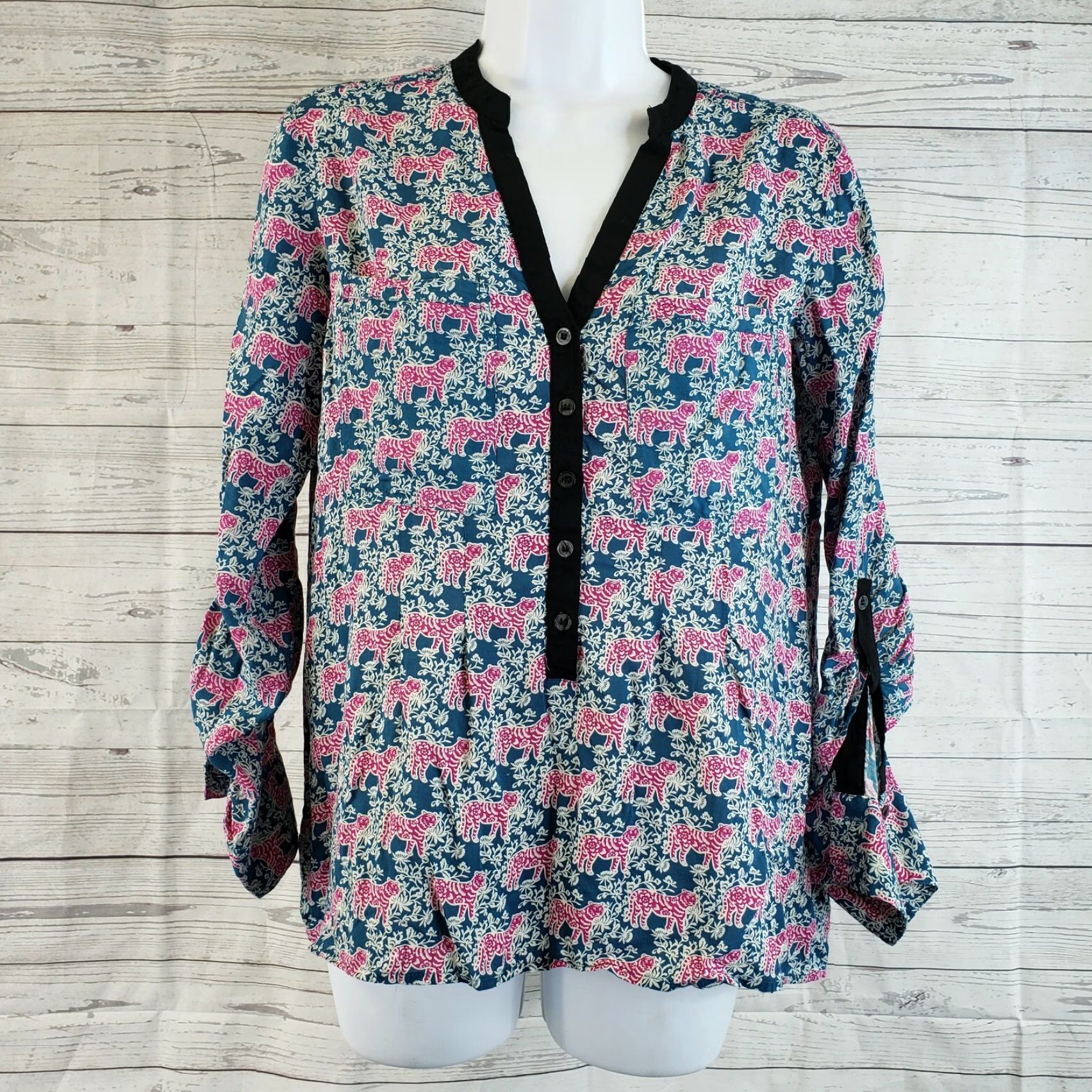 Anthropologie VINTAGE Vanessa Virginia Womens Blouse Popover Top Tiger Print 6 Pink Rayon Long Sleeve Blouse Womens Shirts 90s? Size M / US 6-8 / IT 42-44 - 2 Thumbnail