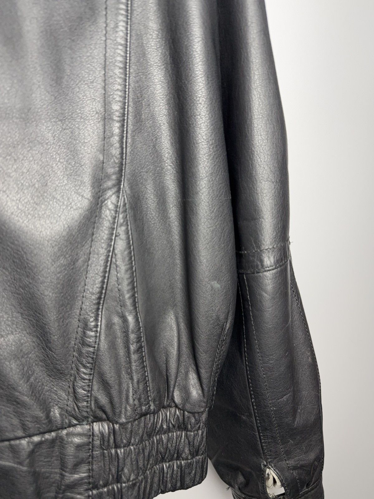 Vintage Vintage Leather Jacket Genuine Leahter bomber Moto Oldmoney Size US L / EU 52-54 / 3 - 19 Thumbnail