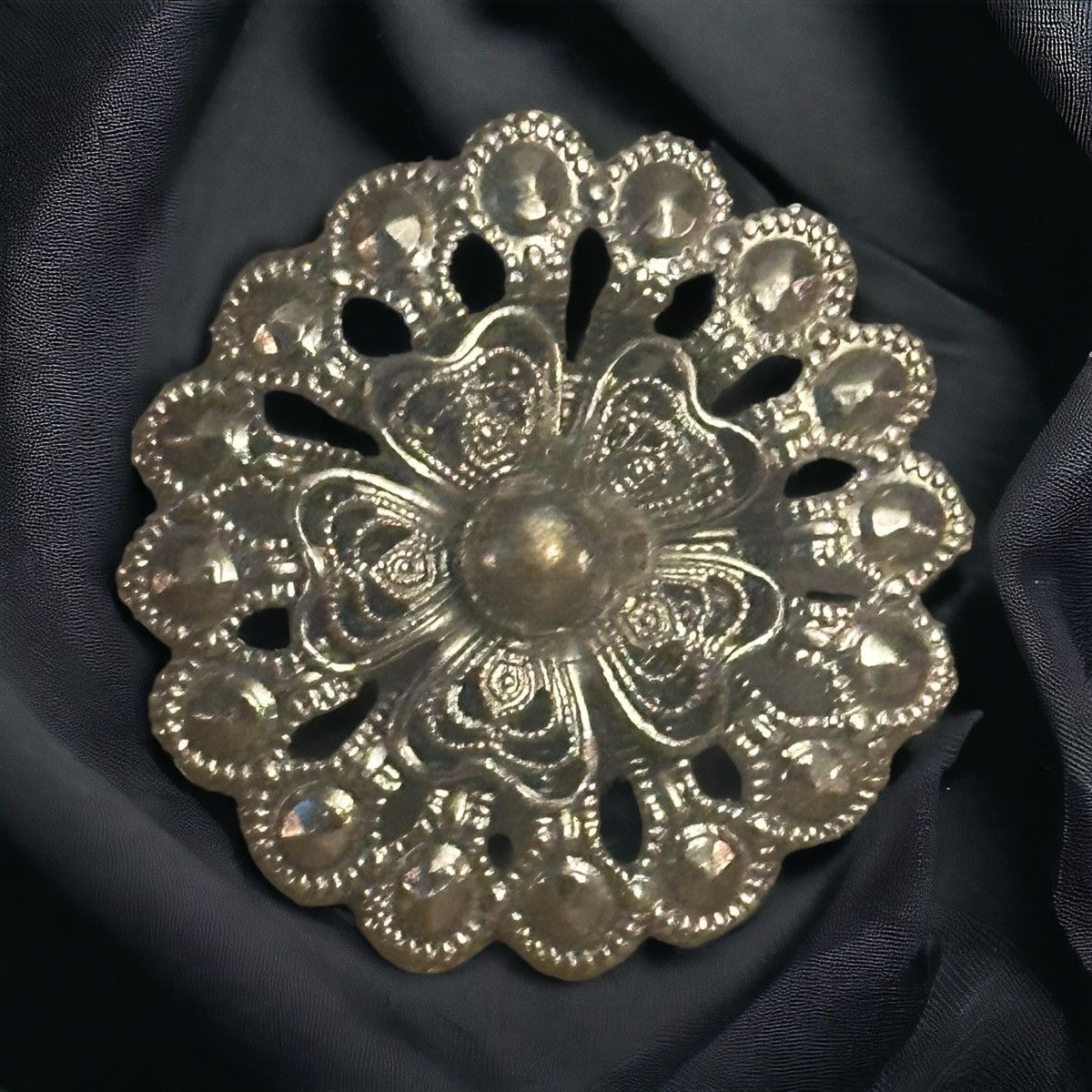 Vintage Vintage West Germany filigree flower ring Size ONE SIZE - 1 Thumbnail