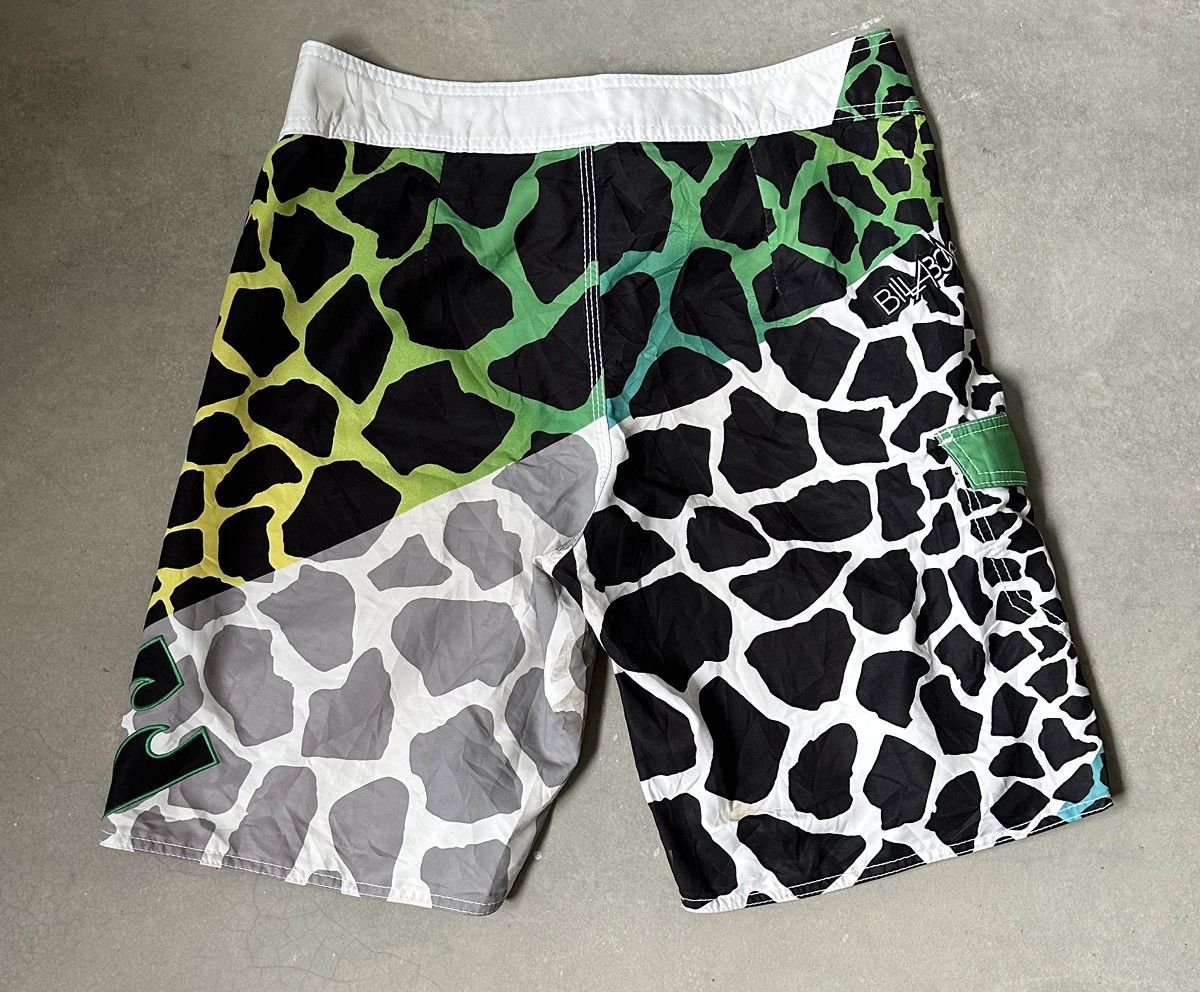 Billabong VINTAGE Y2K BILLABONG TAJ BURROW BOARDSHORT Size US 34 / EU 50 - 7 Thumbnail