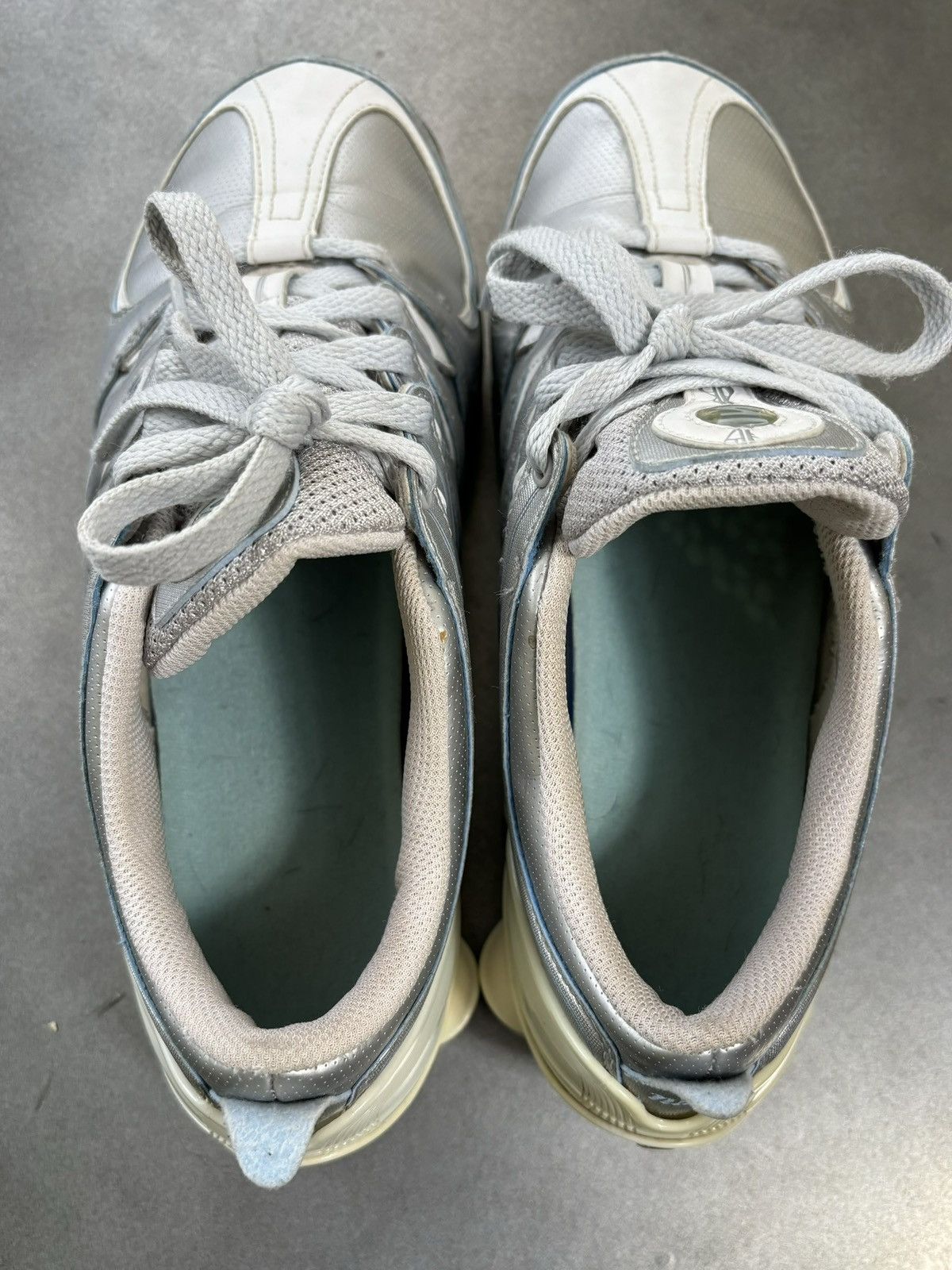 Nike 2006 Nike Shox MC 2000s Vintage 313764-041 Y2K Ballerina Wmn Size US 9.5 / IT 39.5 - 8 Thumbnail