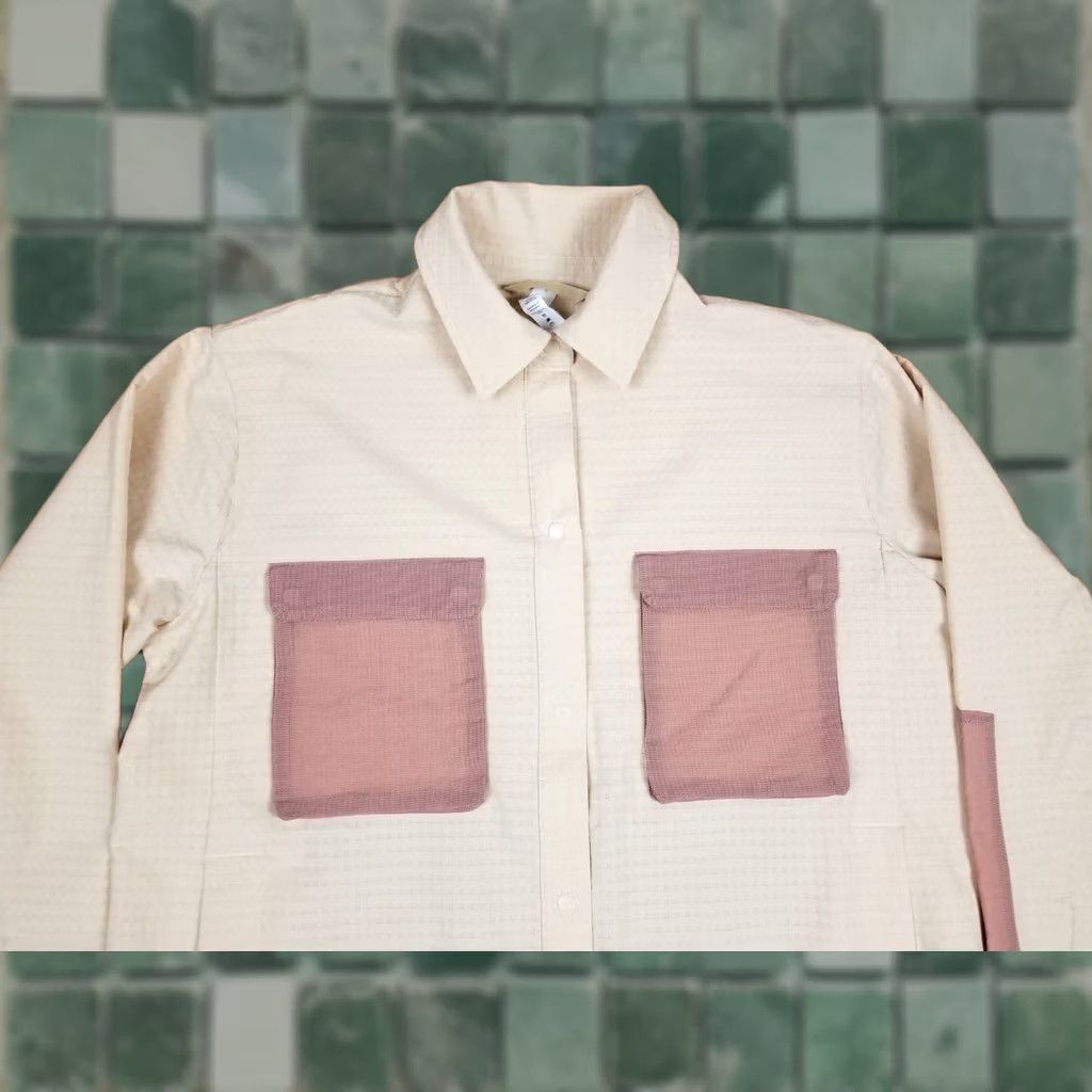 Lululemon Lululemon Oversize Active Button Up Shirt SZ 6 Plaid Multicolor Floral Western Women Casual Shirt Womens Size M / US 6-8 / IT 42-44 - 1 Thumbnail