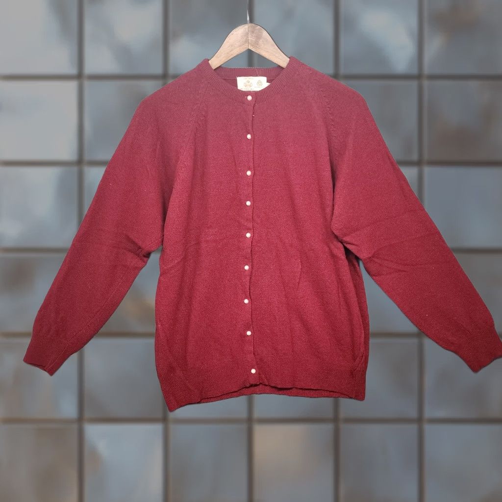 Vintage VINTAGE OWM Products Cardigan Sweater Womens Maroon Red Lambswool S/M Long Sleeve Wool 100% Fall Winter Womens Size M / US 6-8 / IT 42-44 - 1 Thumbnail