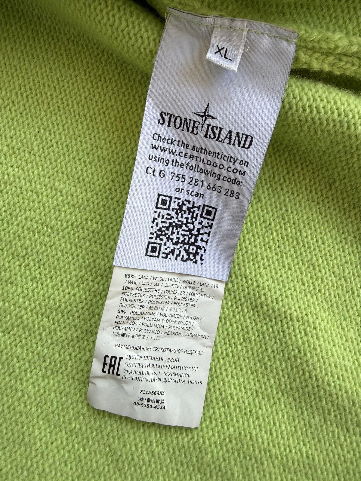 Stone Island Stone Island Wappen Zip up Long sleeved knit In Neon Green Size US XL / EU 56 / 4 - 11 Thumbnail