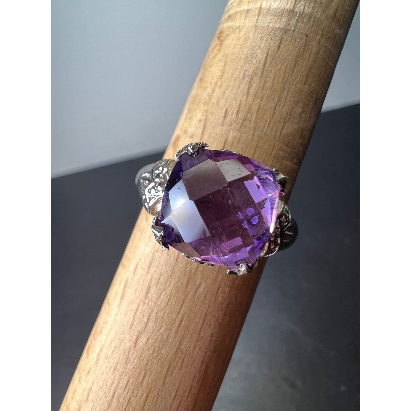 Other Amethyst crown setting sterling silver solitaire ring size 9 Size ONE SIZE - 1 Thumbnail
