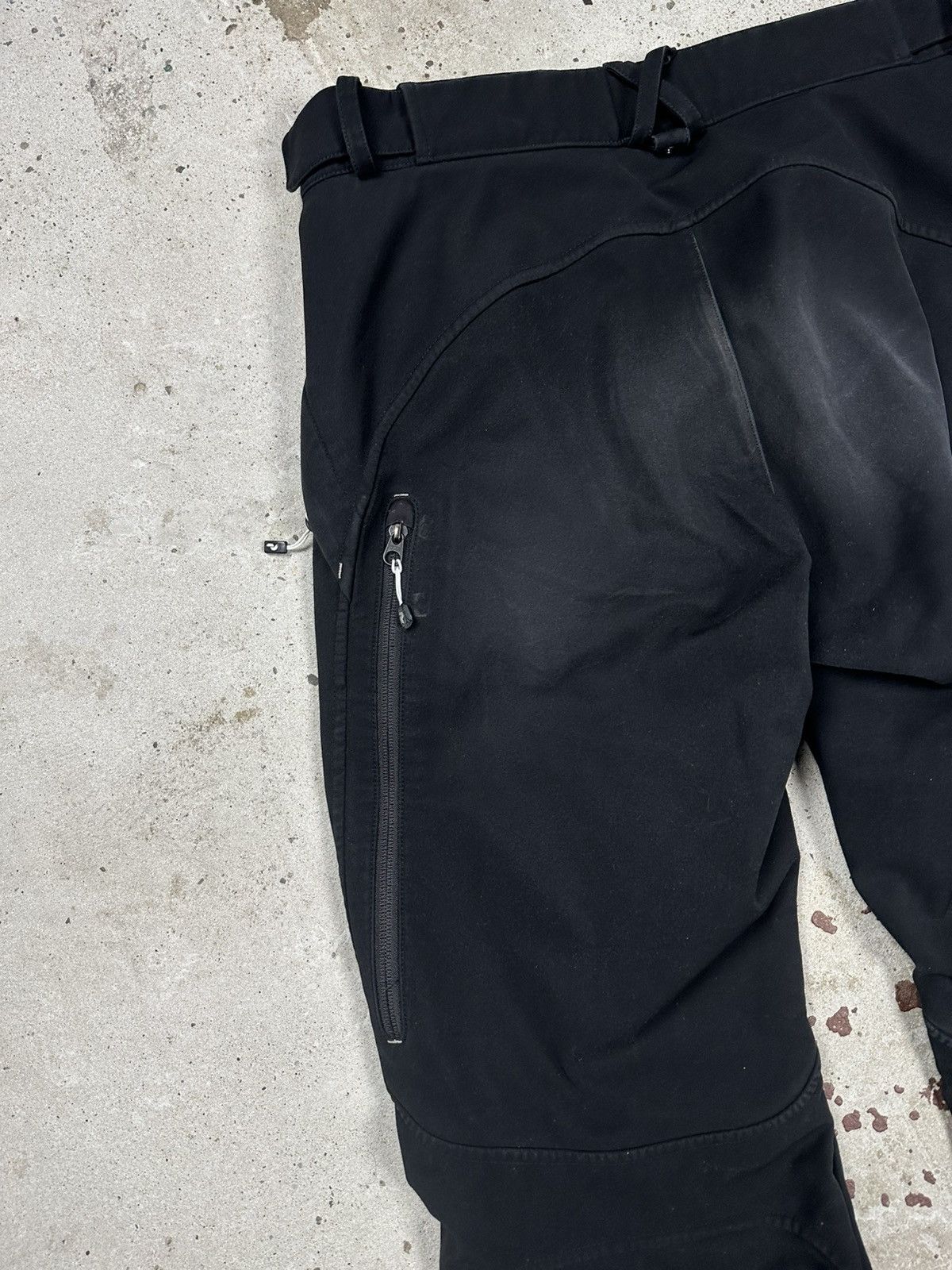 Peak Performance Peak Performance Black Softshell Insulated Pants Size US 32 / EU 48 - 17 Thumbnail