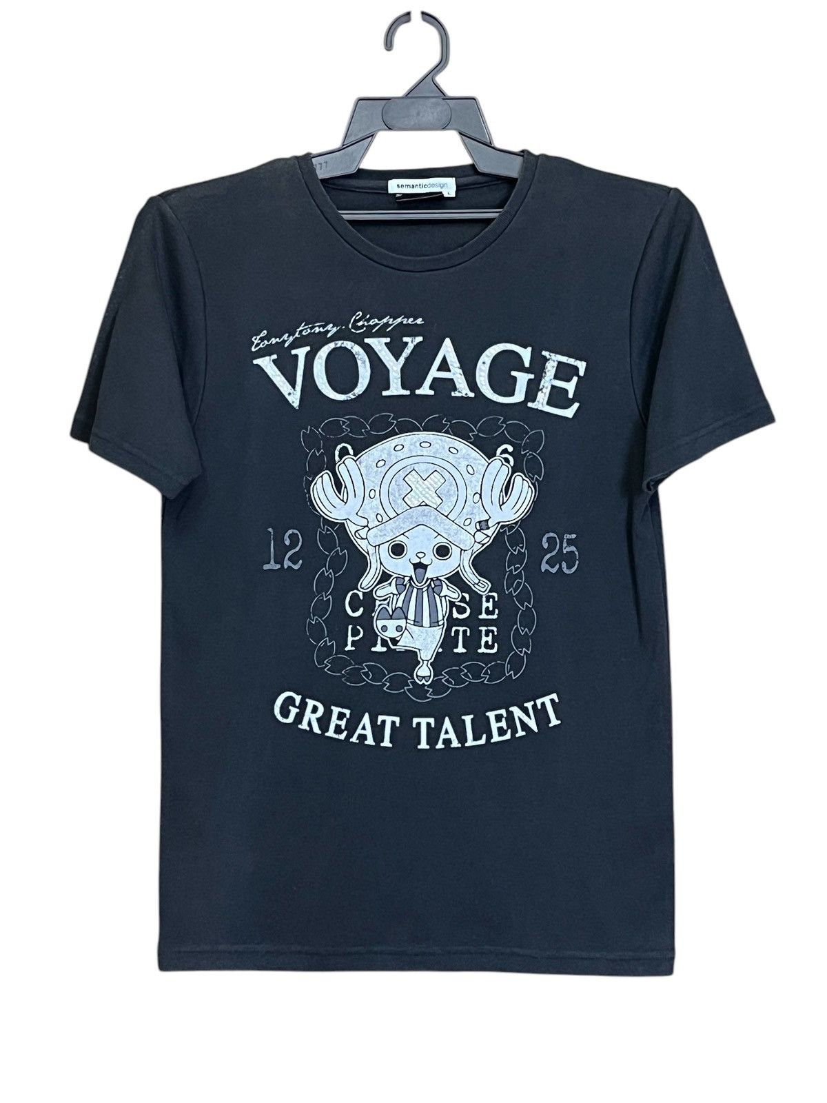 Anime SEMANTIC DESIGN X ONE PIECE TONY TONY CHOPPER T SHIRT Size US S / EU 44-46 / 1 - 1 Thumbnail