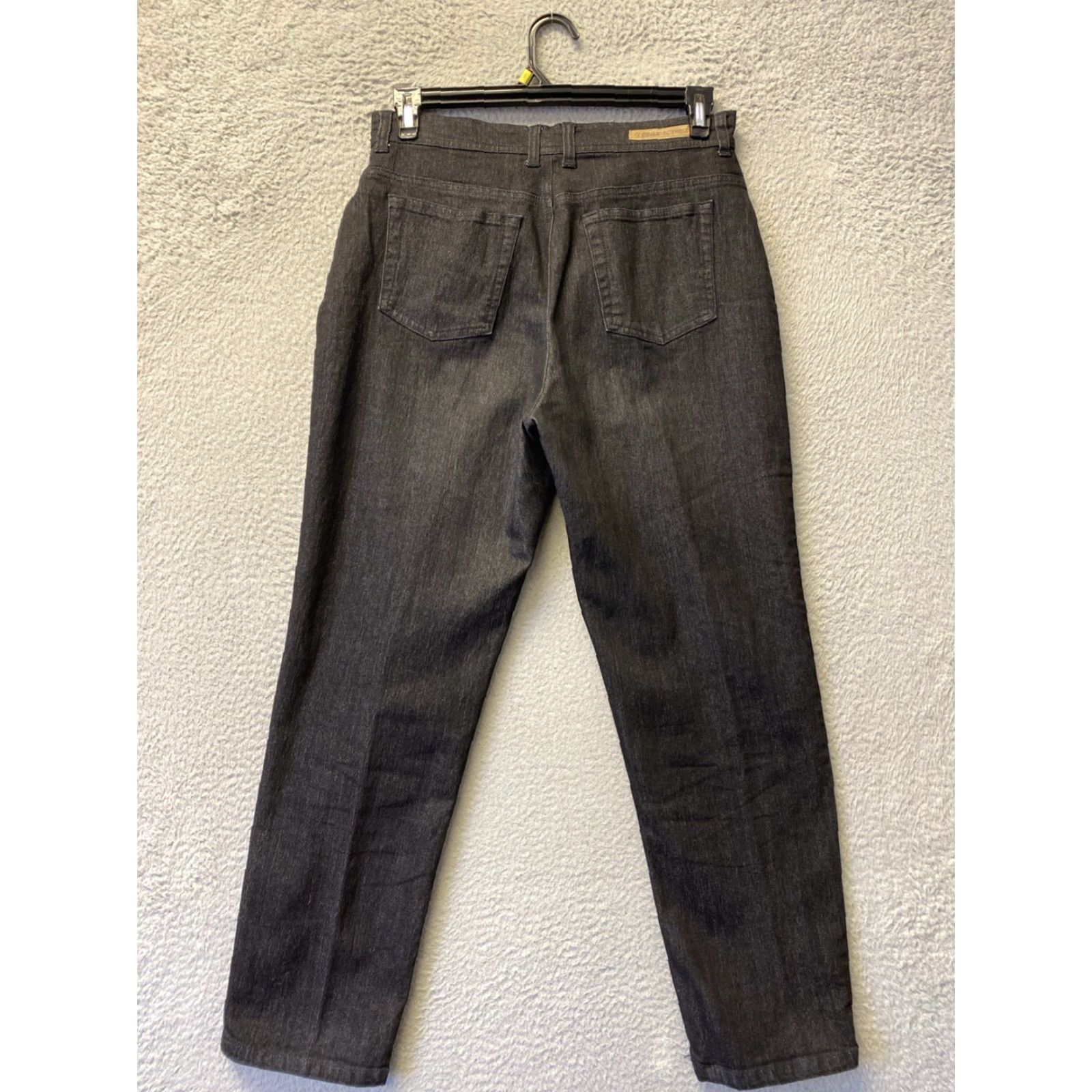 Gloria Vanderbilt VINTAGE Gloria Vanderbilt Jeans Women’s Size 12 Straight Leg Black Cotton 32 Inseam 32 Waist Mens? Size 34" / US 12 / IT 48 - 7 Thumbnail