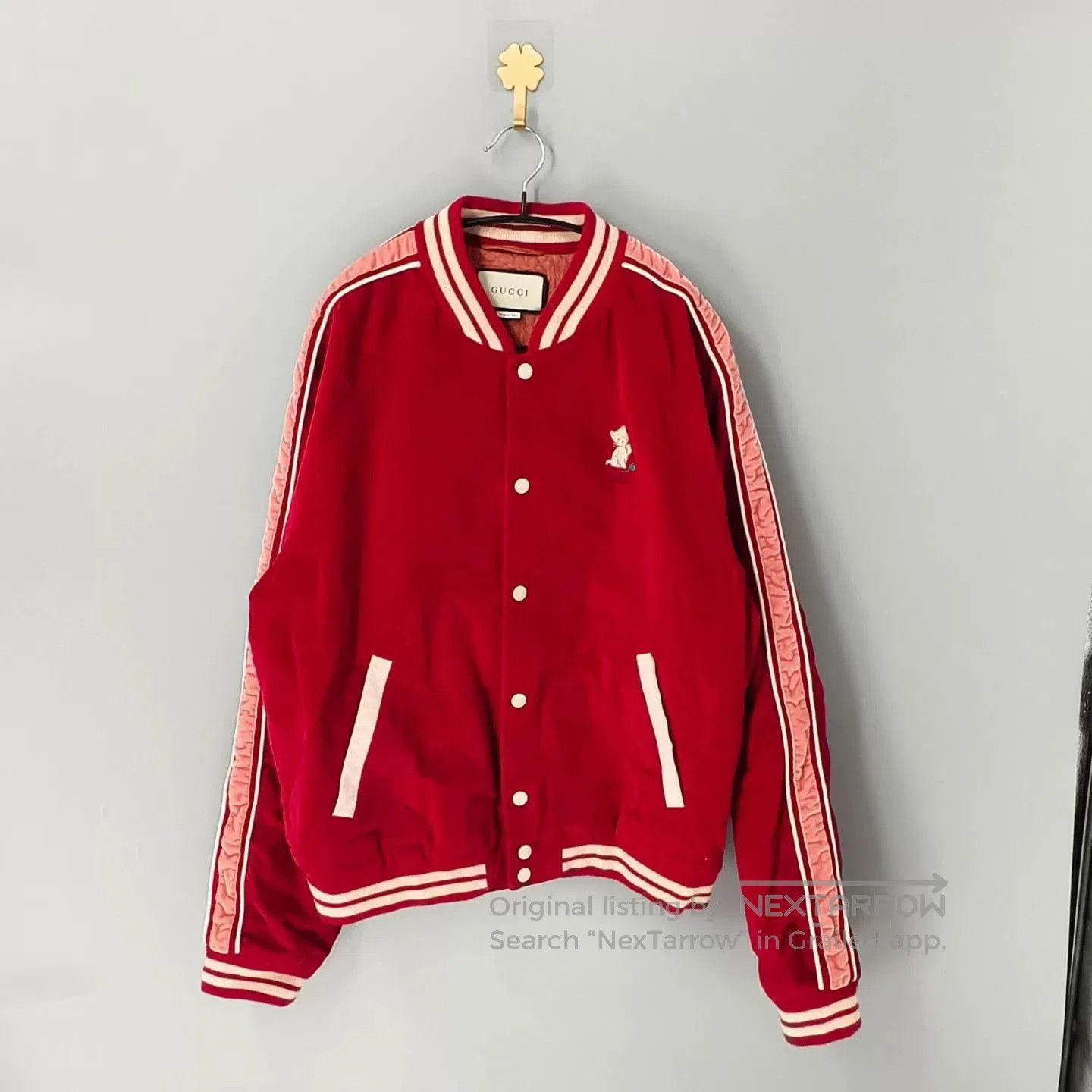 gucci red embroidered cat velvet bomber jacket.