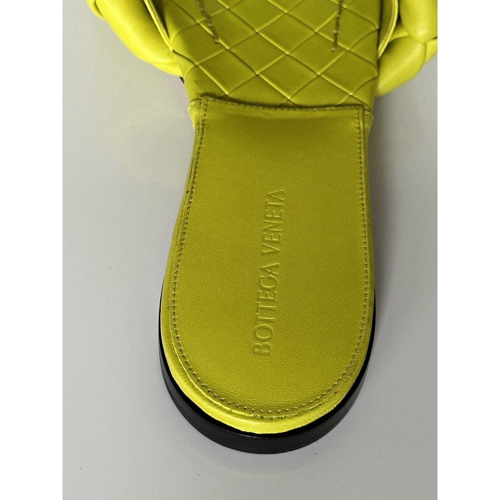 Bottega Veneta Bottega Veneta Yellow Lemon Flat Sandals 7 US (37) 608853 Size US 7 / IT 37 - 10 Thumbnail