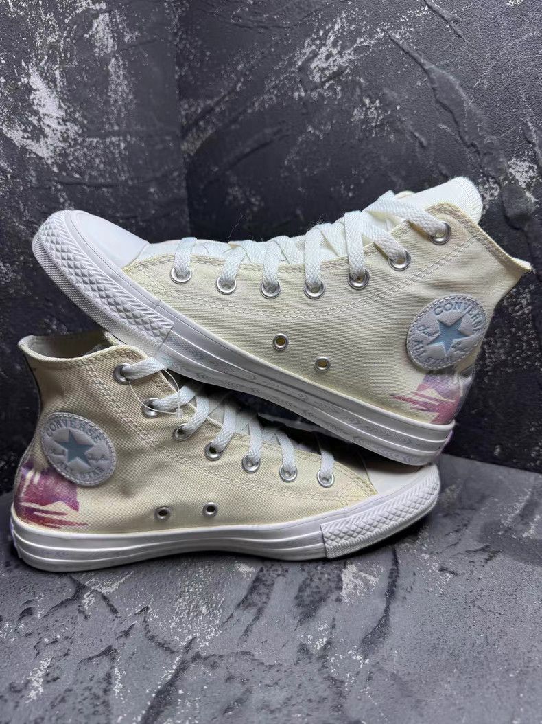 Disney White Canvas SneakersQ10 Size US 9 / IT 39 - 3 Thumbnail