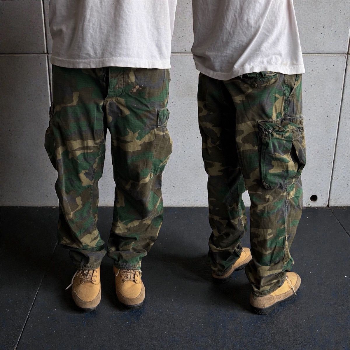 Vintage Vintage Y2k Military Camo Cargo Baggy Pants Size US 34 / EU 50 - 1 Thumbnail