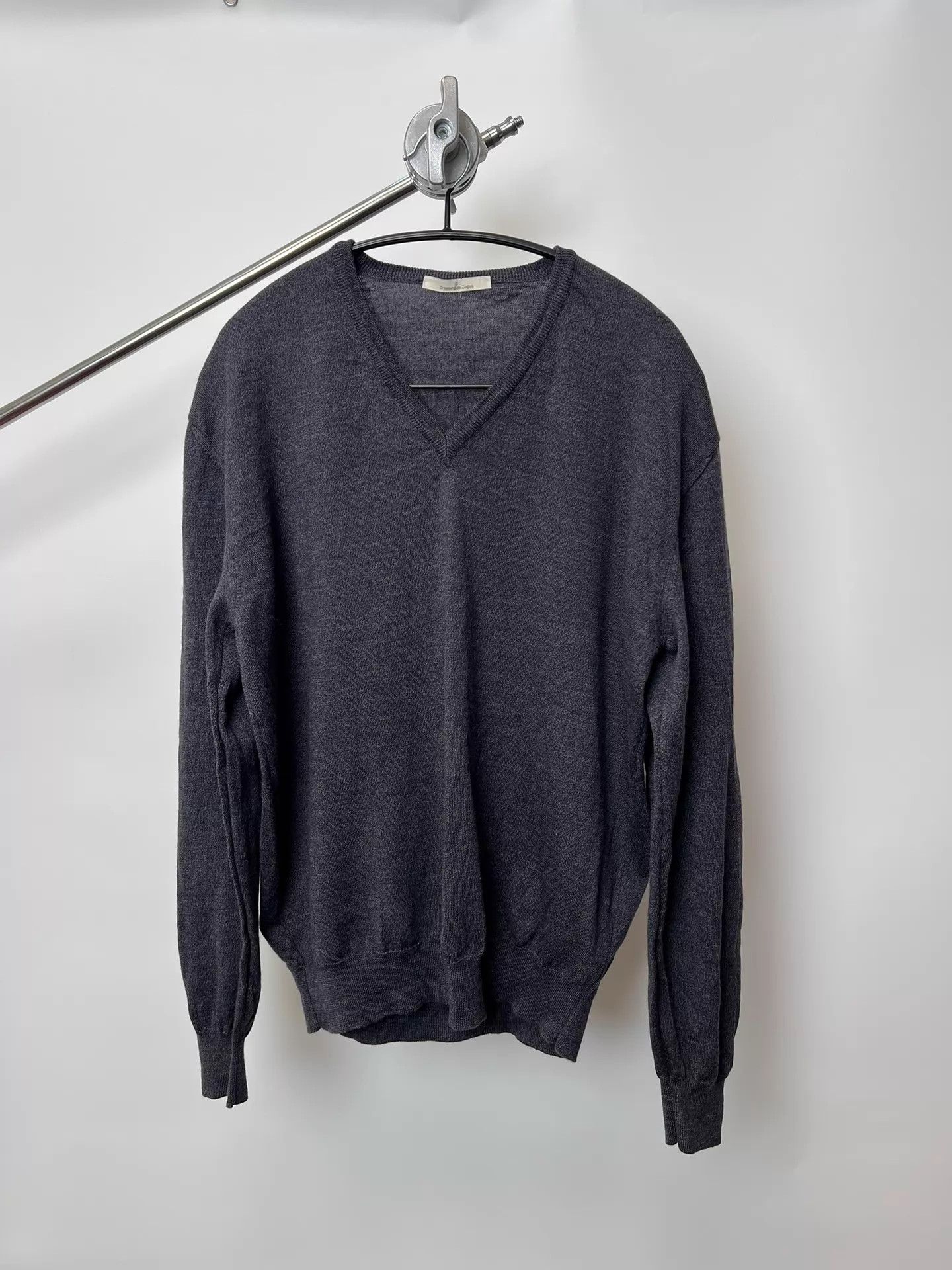 Ermenegildo Zegna Ermenegildo Zegna Wool V-neck Sweater Old Money Yarn Detail Size US L / EU 52-54 / 3 - 1 Thumbnail