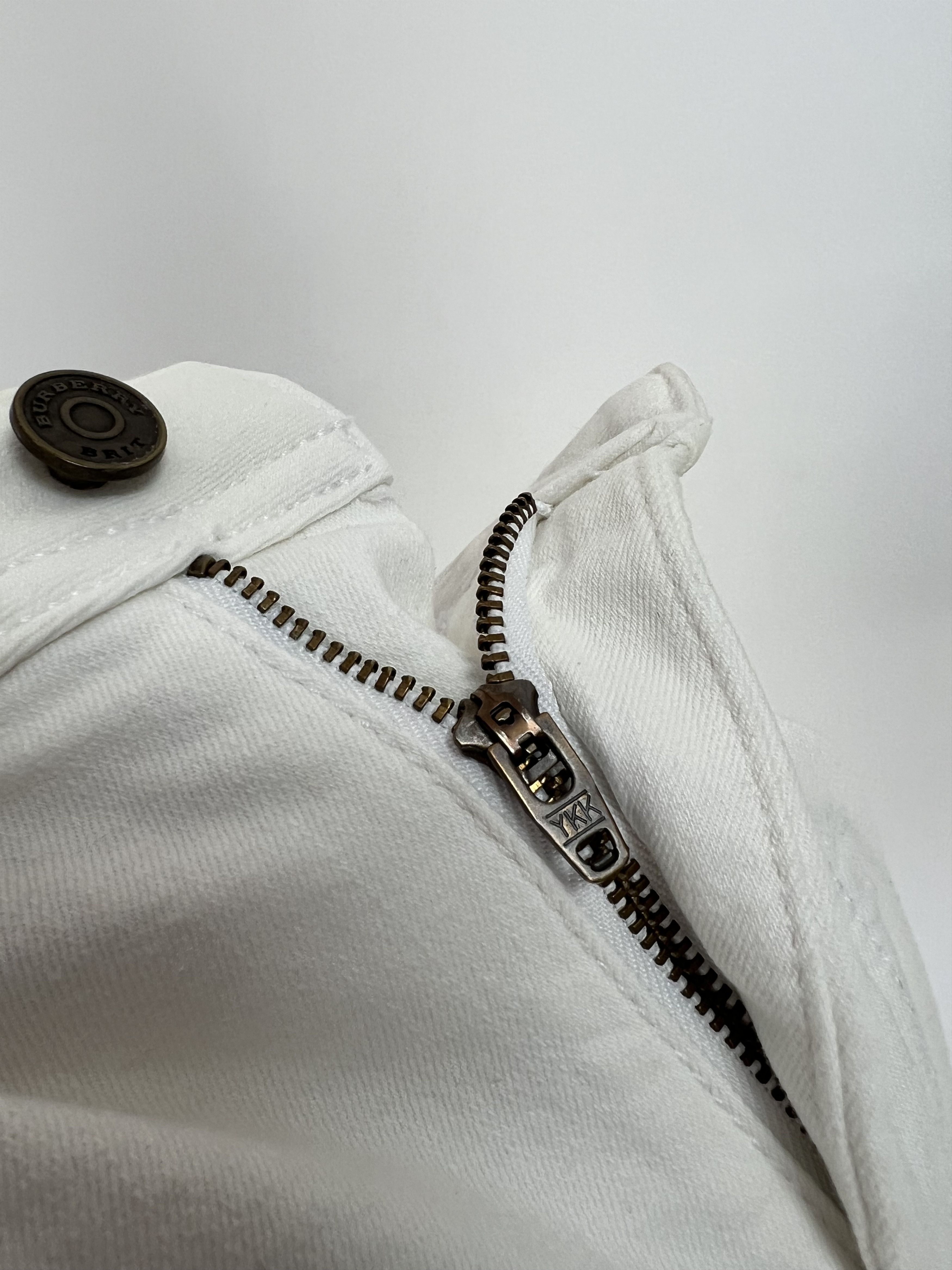 Burberry NWT Burberry Brit White Skinny Ankle Jeans Size US 32 Size 32" / US 10 / IT 46 - 12 Thumbnail