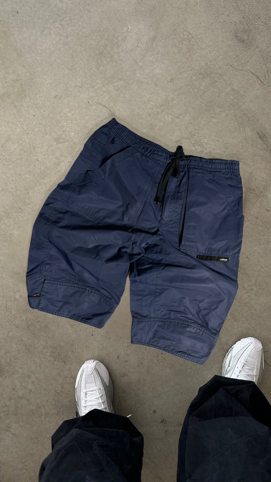Nike × Vintage Vintage Nike Y2K shorts Size US 32 / EU 48 - 1 Thumbnail
