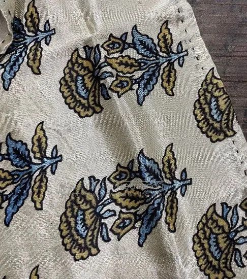 John Alexander Skelton John Alexander Skelton scarves. Size ONE SIZE - 3 Thumbnail